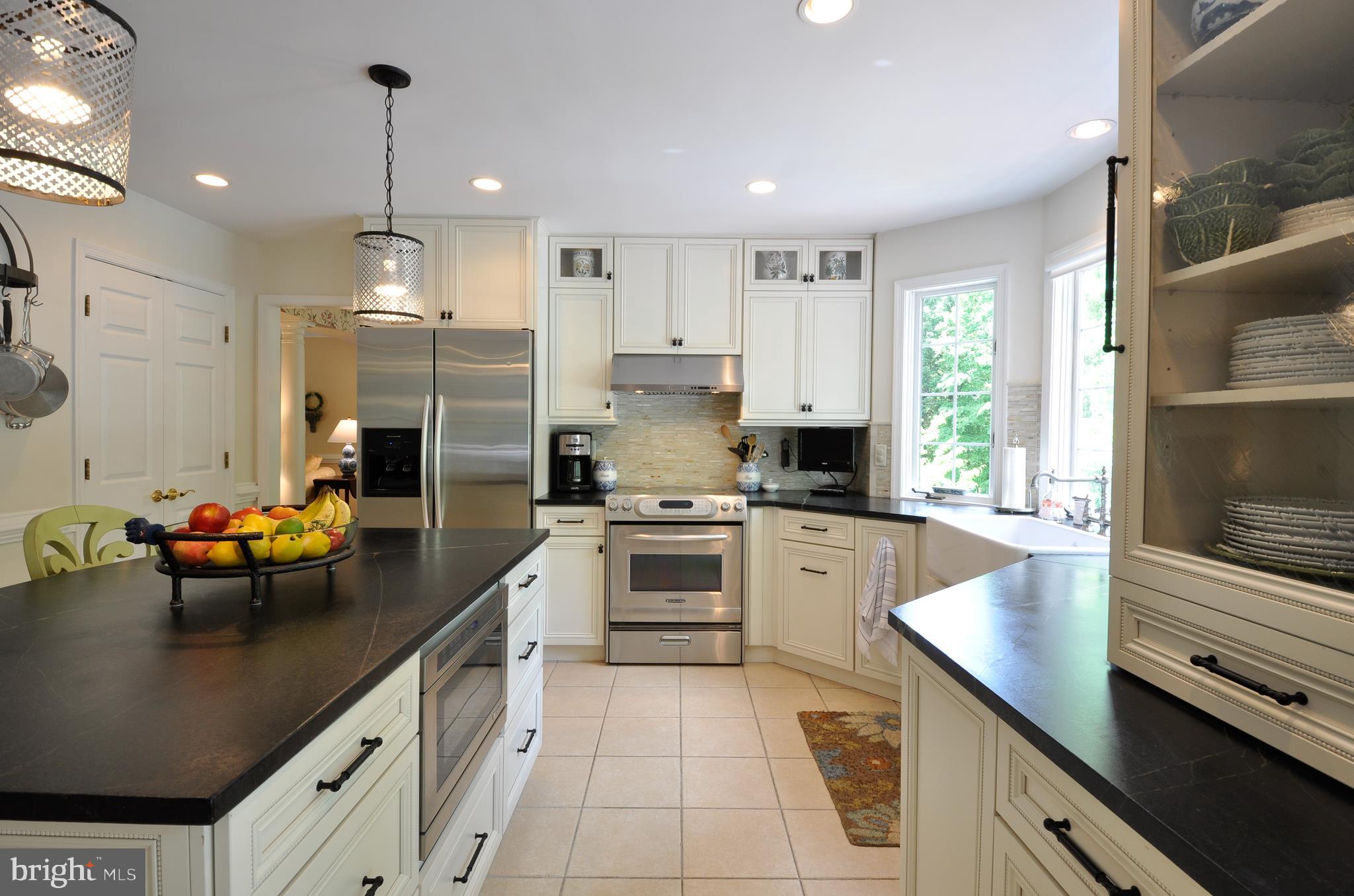 LEE'S HILL - Residential