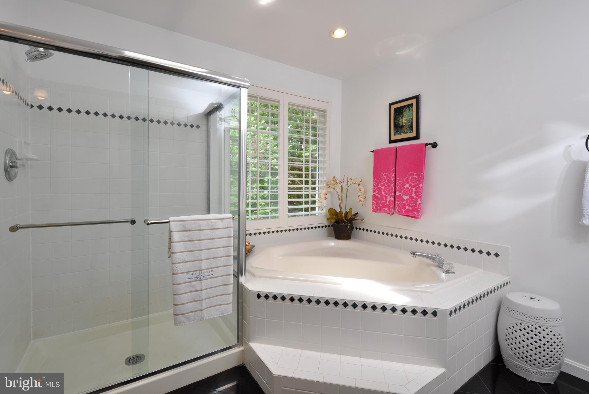 LEE'S HILL - Residential