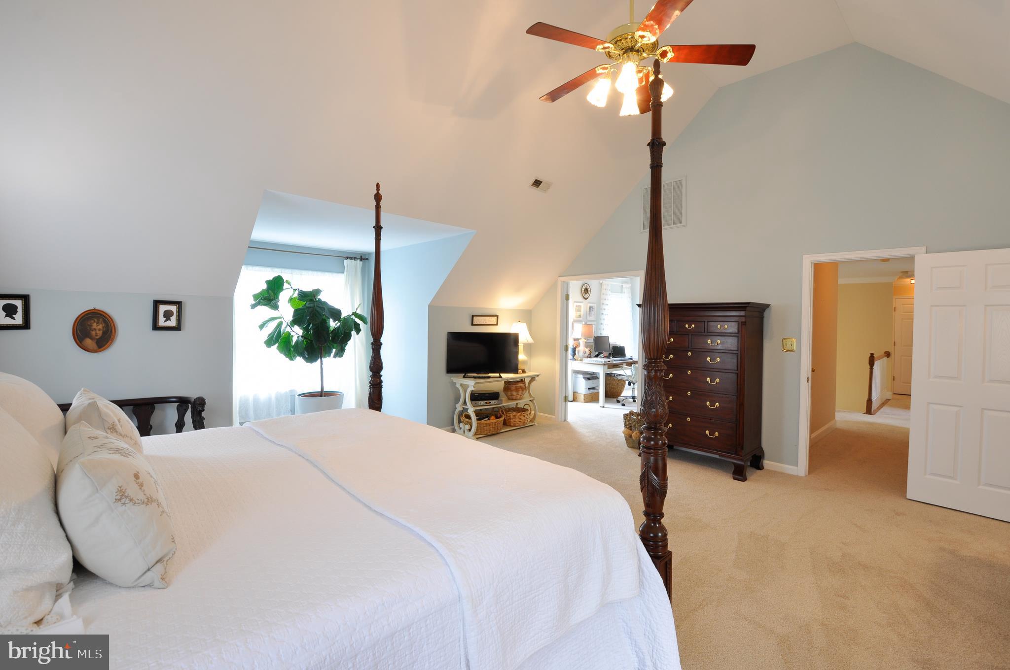 LEE'S HILL - Residential