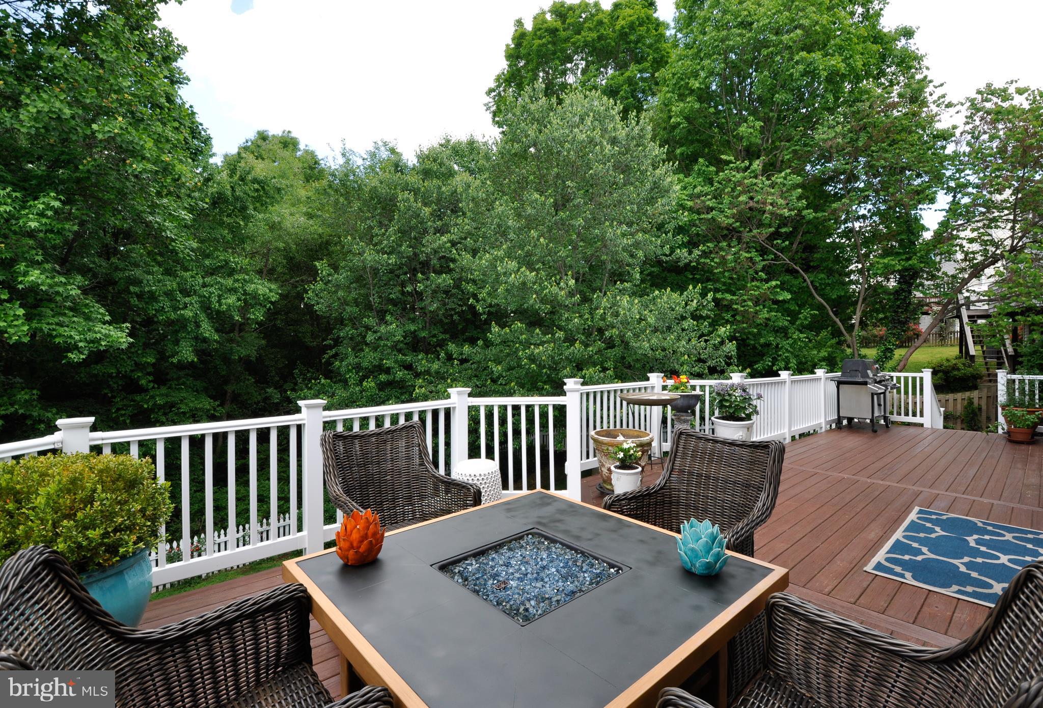 LEE'S HILL - Residential