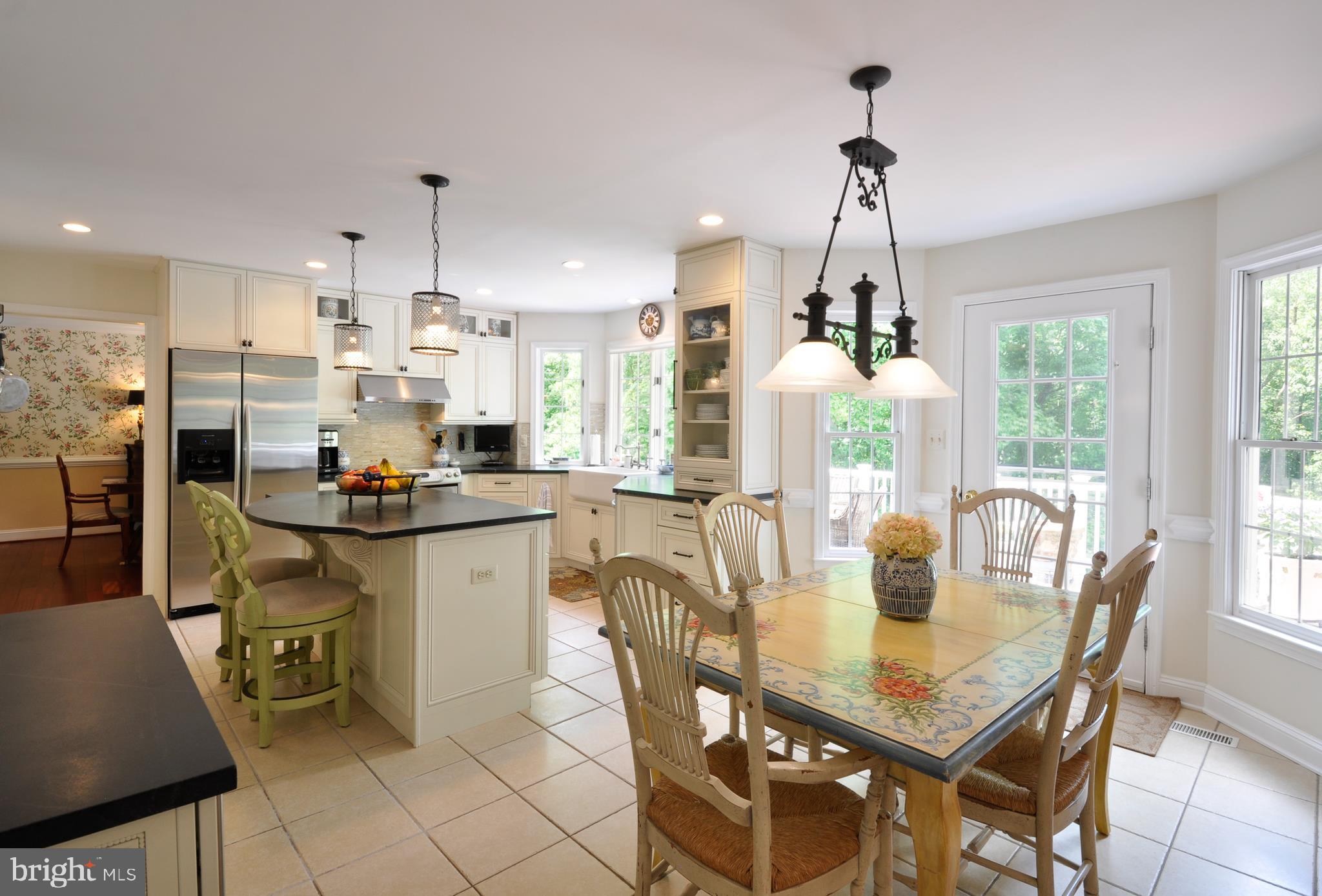 LEE'S HILL - Residential