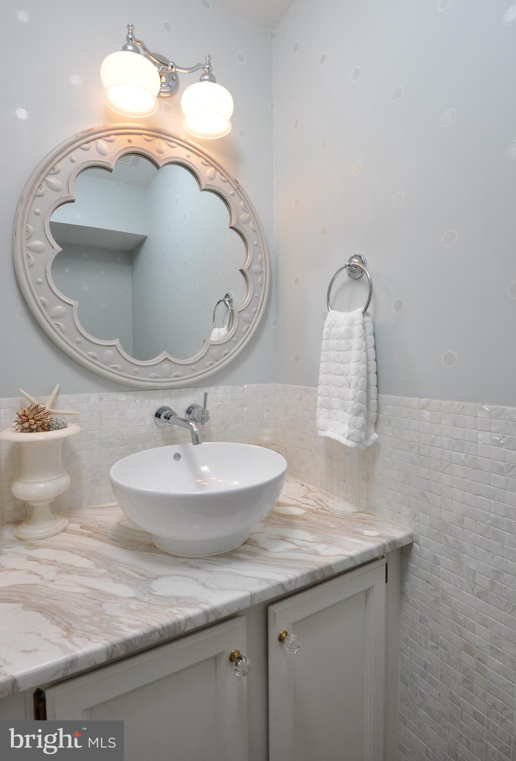 LEE'S HILL - Residential