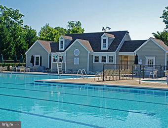 LEE'S HILL - Residential