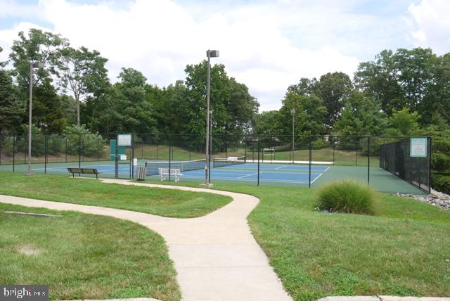 LEE'S HILL - Residential