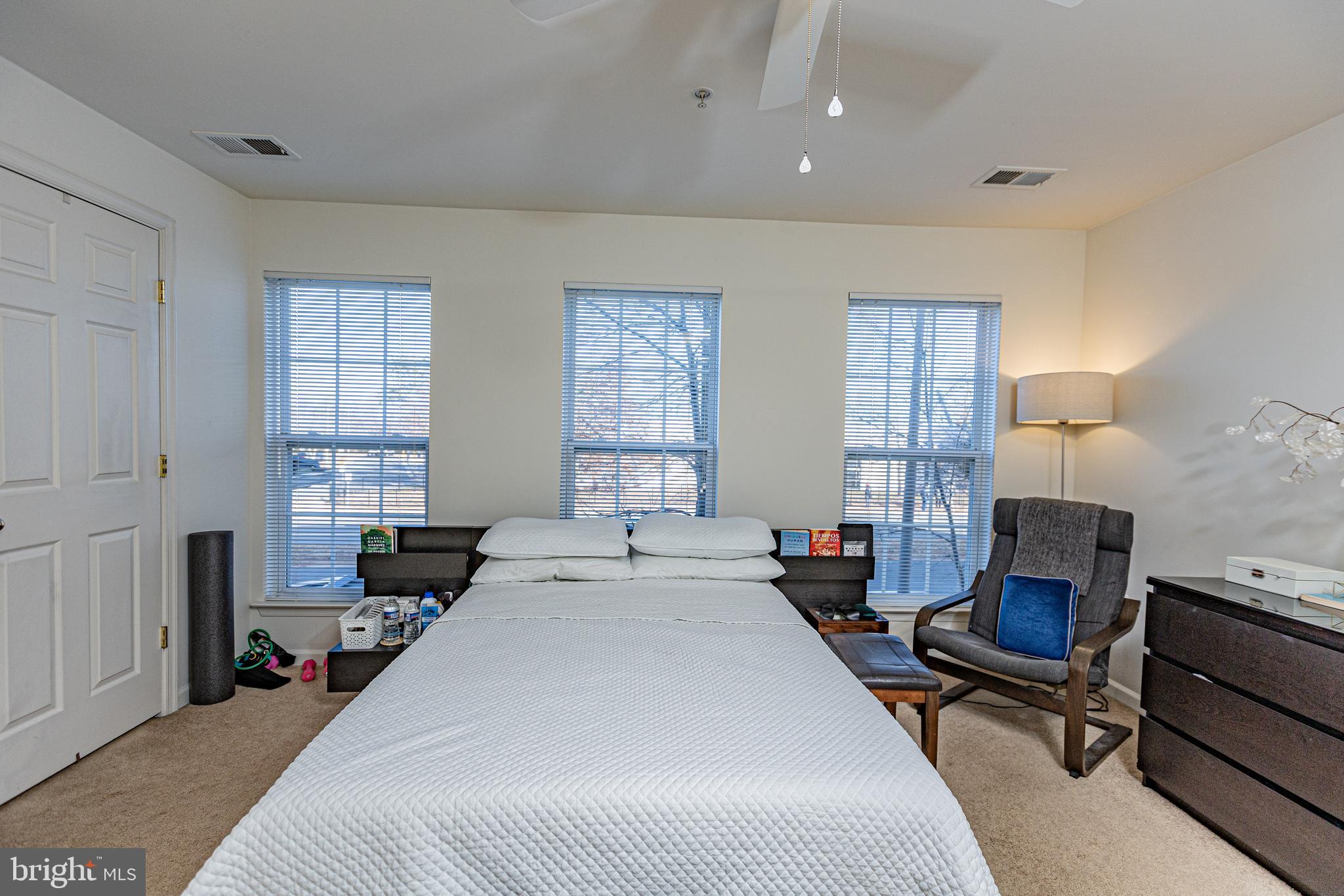 CENTREVILLE CROSSING - Residential