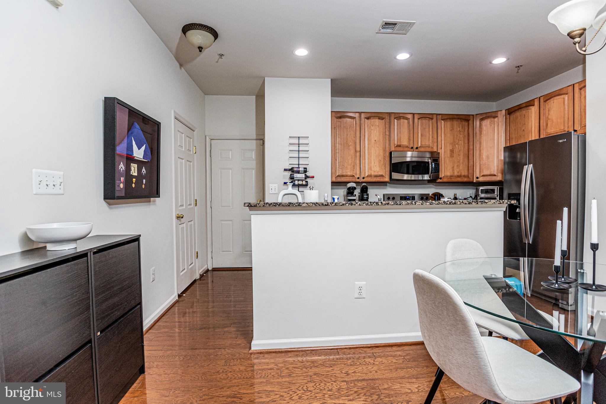 CENTREVILLE CROSSING - Residential