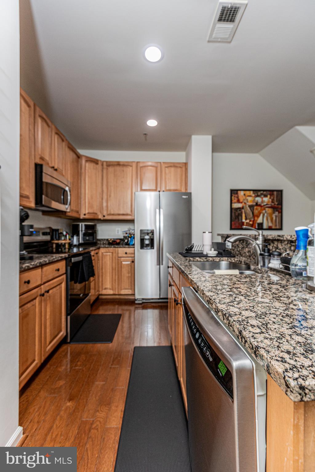 CENTREVILLE CROSSING - Residential