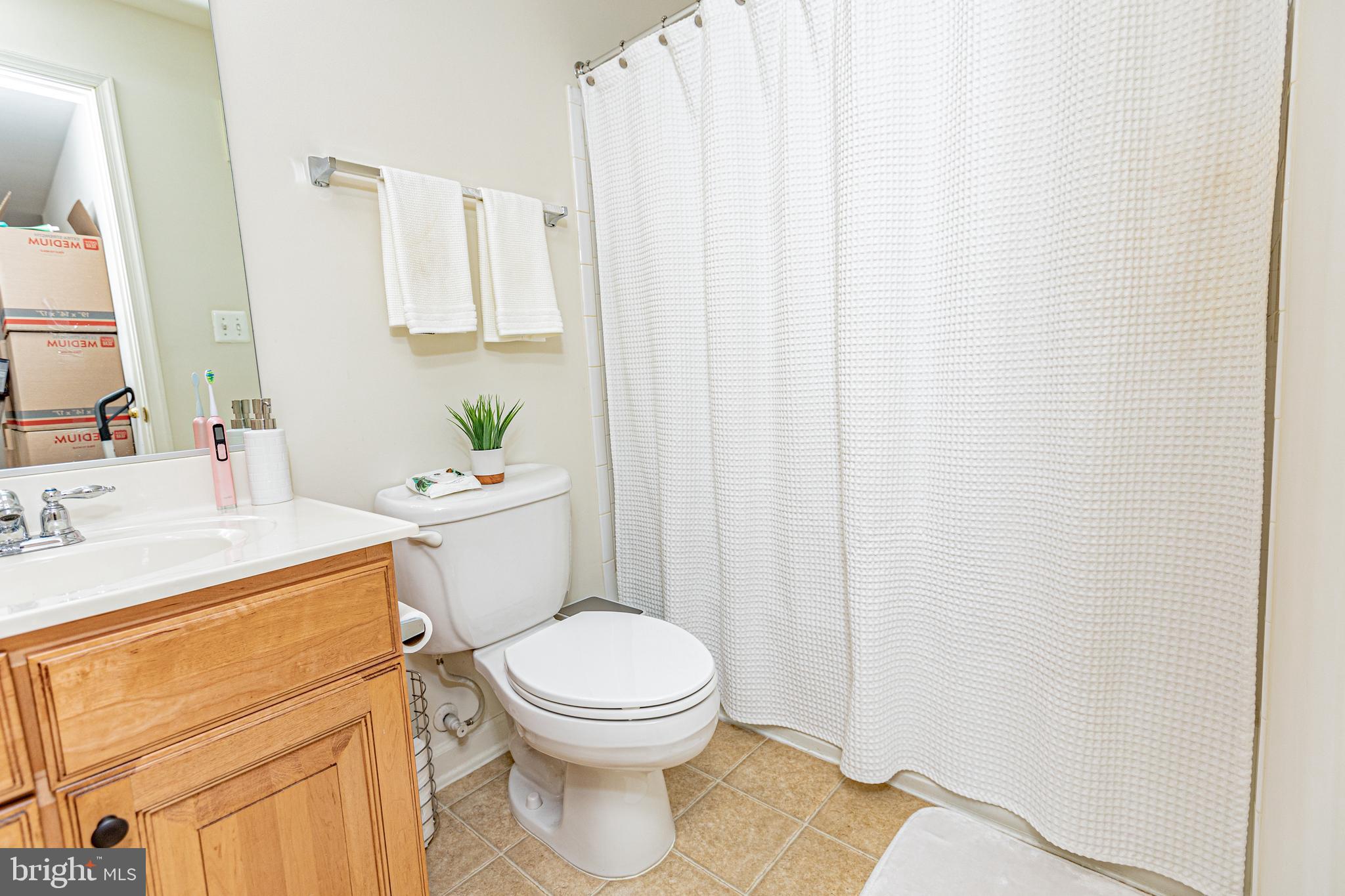 CENTREVILLE CROSSING - Residential