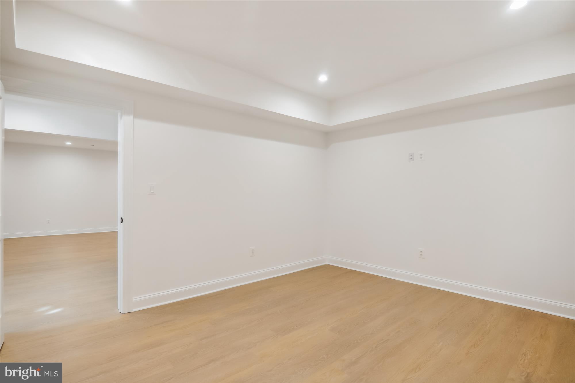 CHEVY CHASE MANOR - Residential