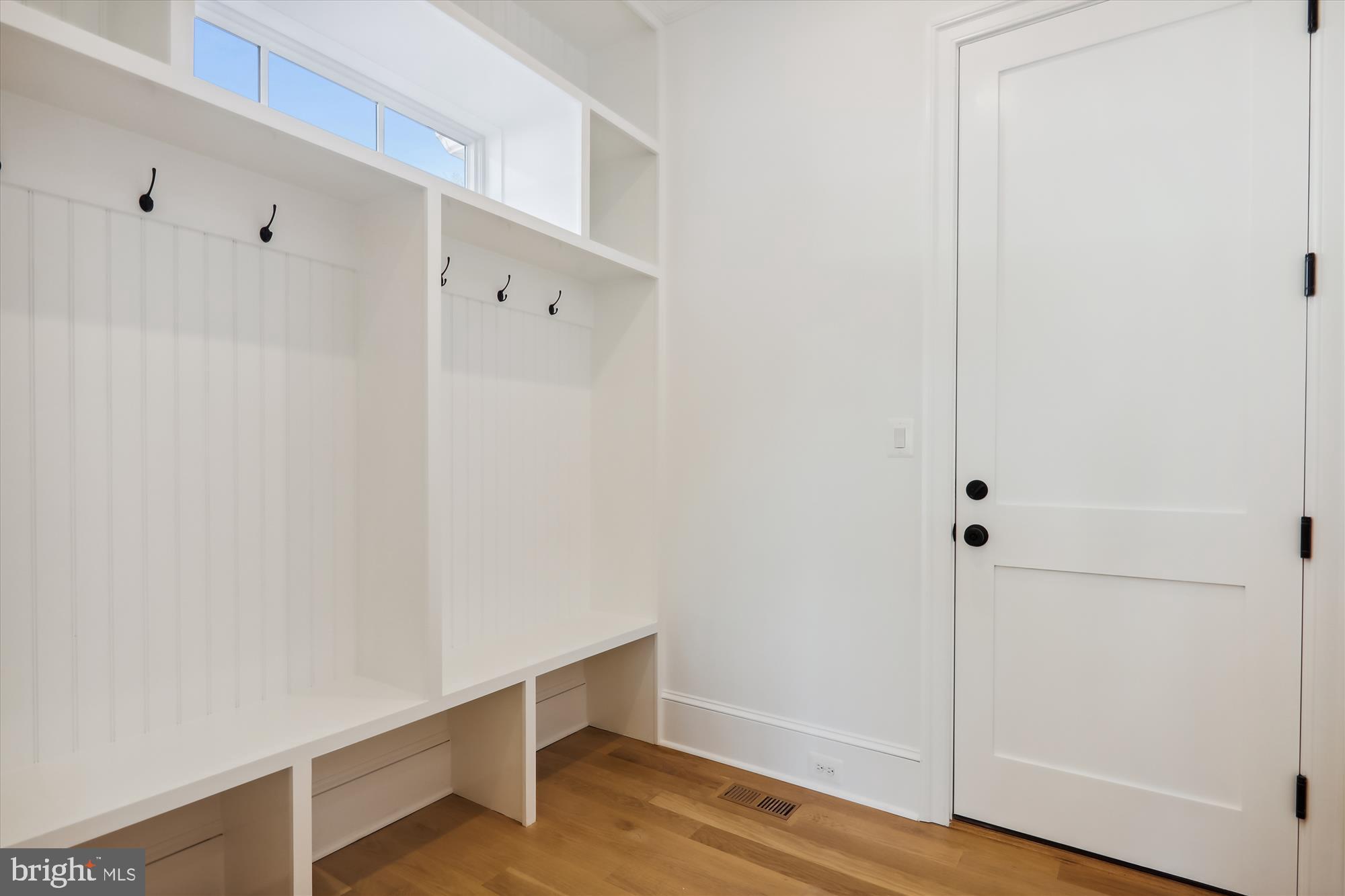 CHEVY CHASE MANOR - Residential