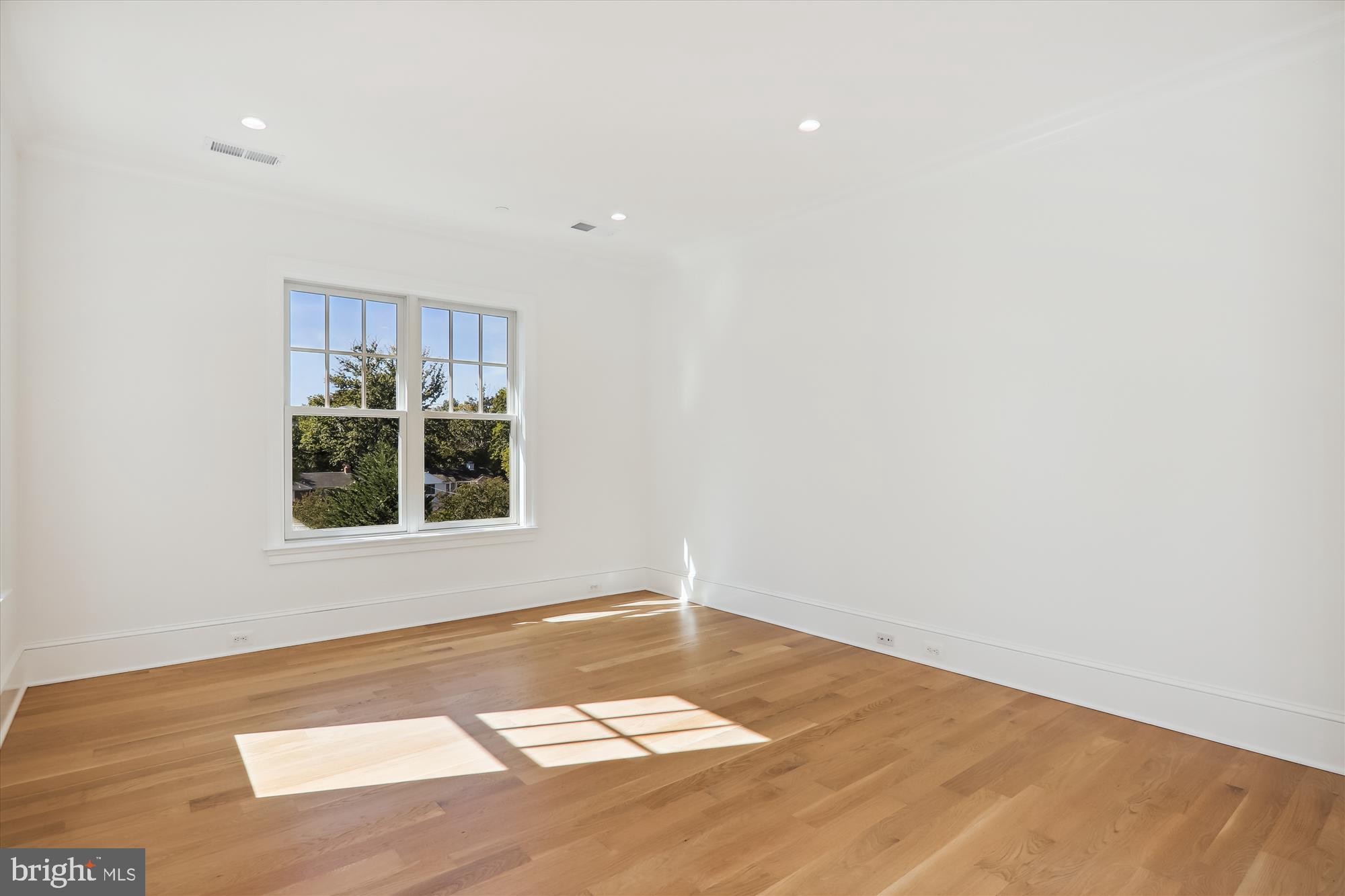 CHEVY CHASE MANOR - Residential