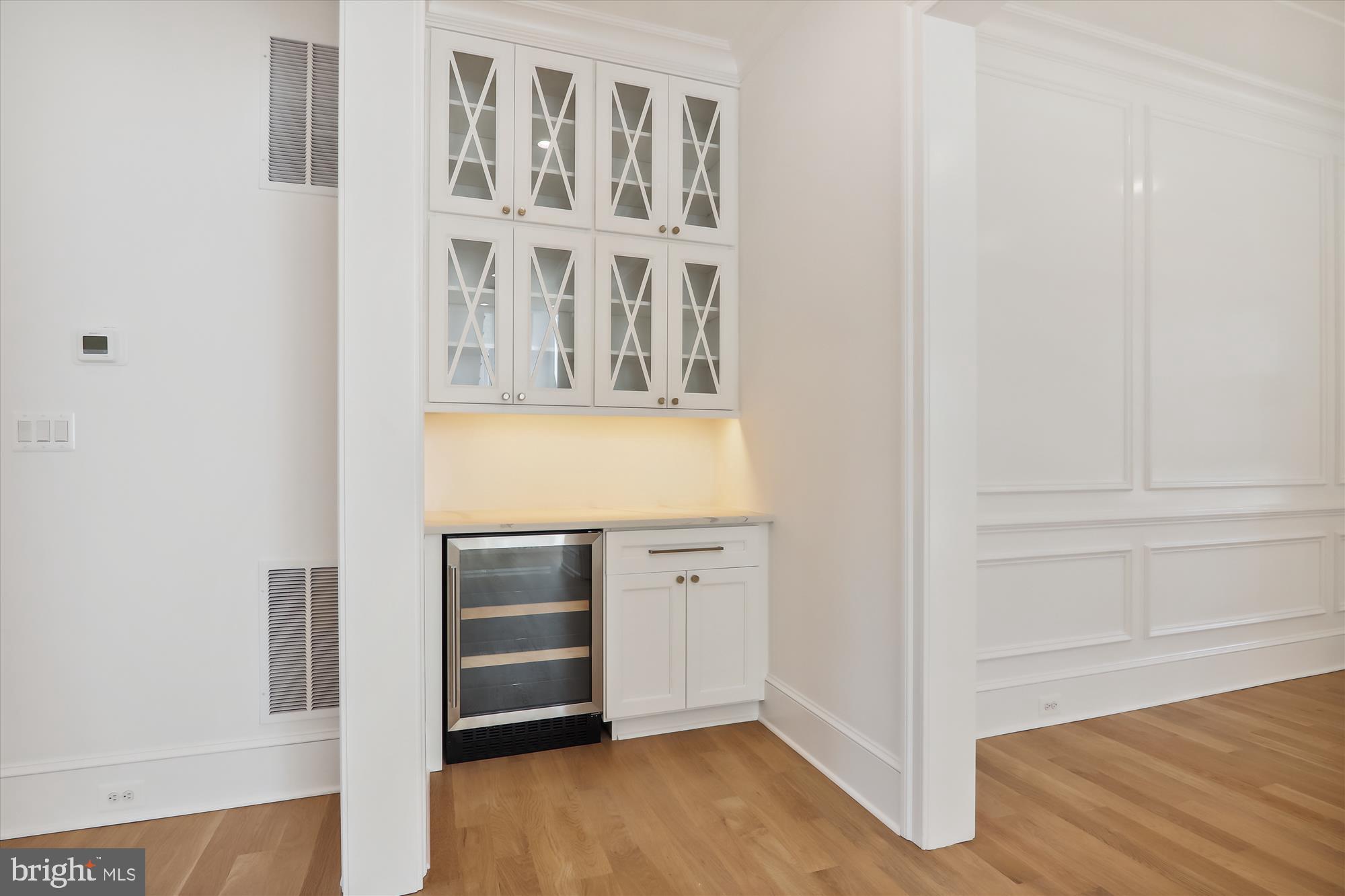 CHEVY CHASE MANOR - Residential