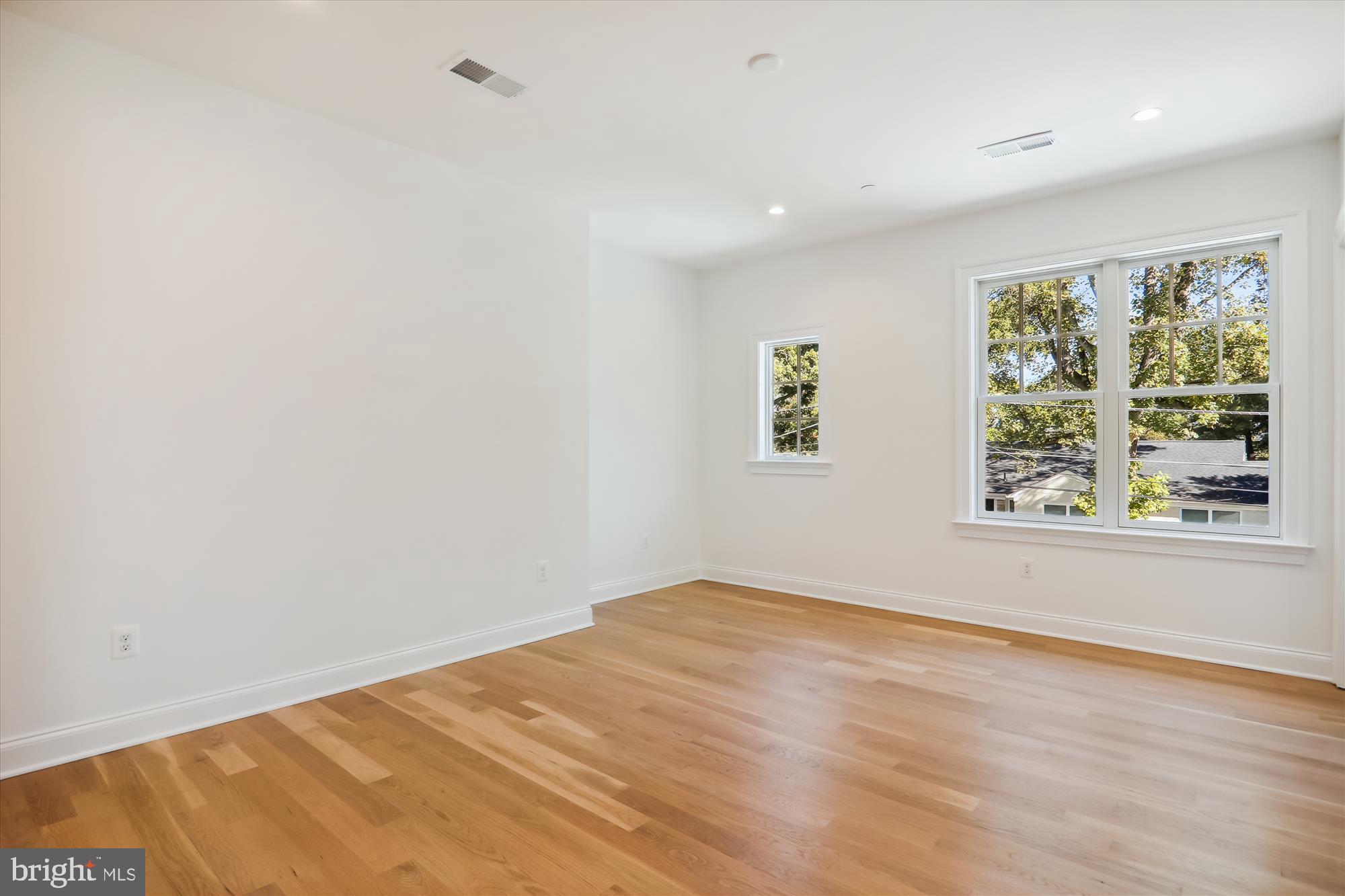 CHEVY CHASE MANOR - Residential