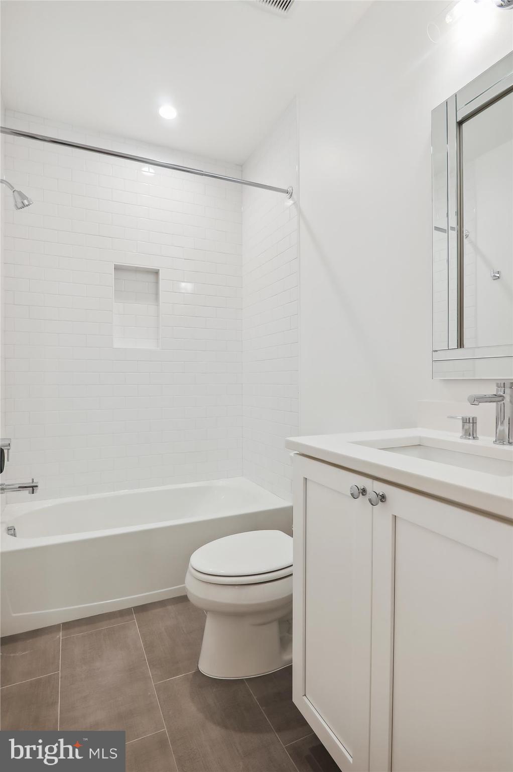 CHEVY CHASE MANOR - Residential