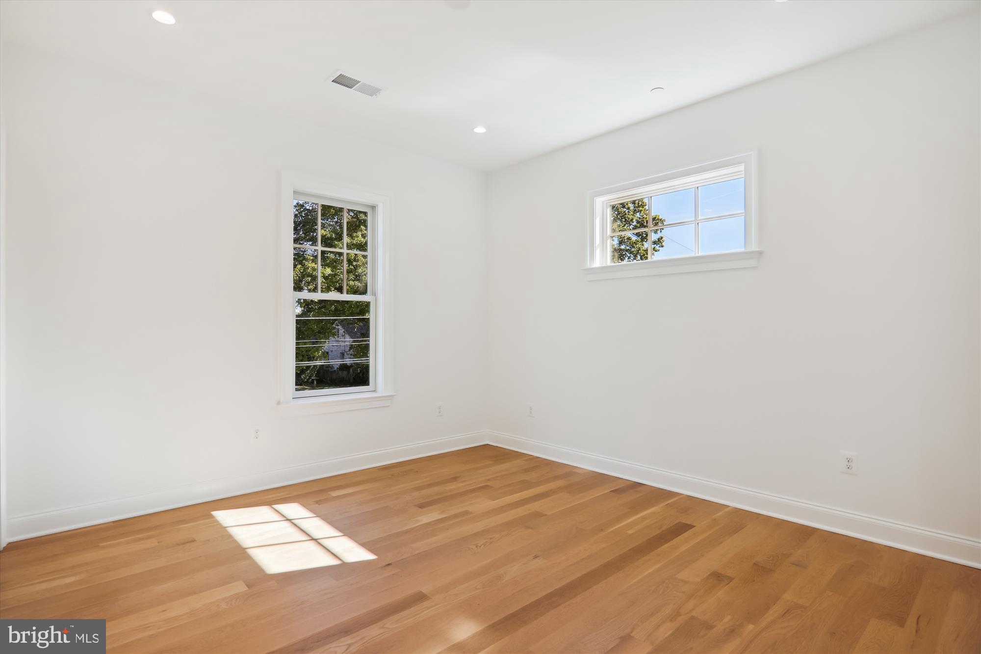 CHEVY CHASE MANOR - Residential