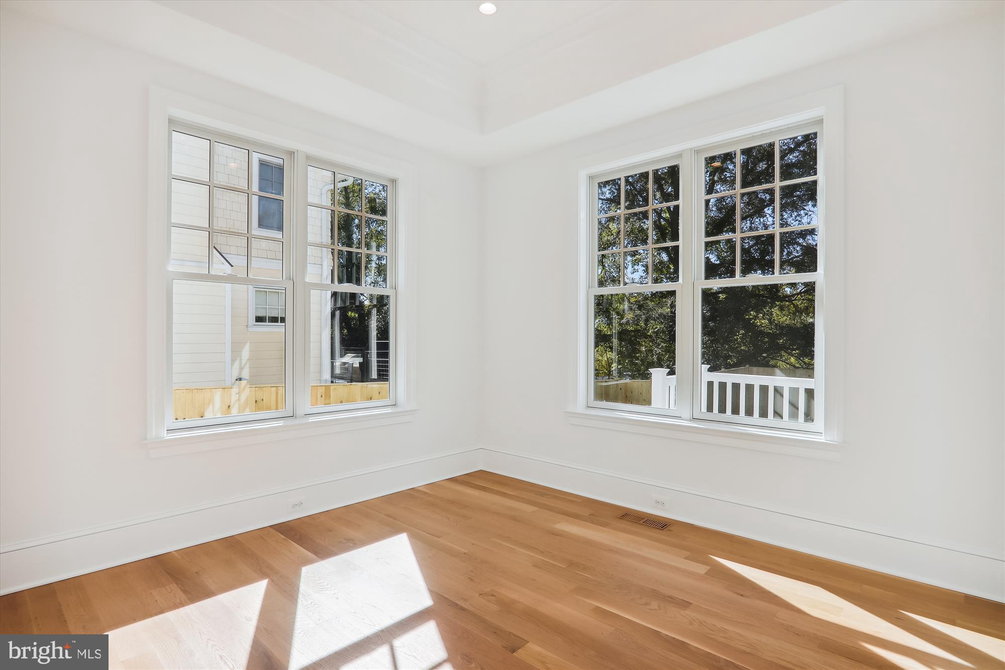 CHEVY CHASE MANOR - Residential