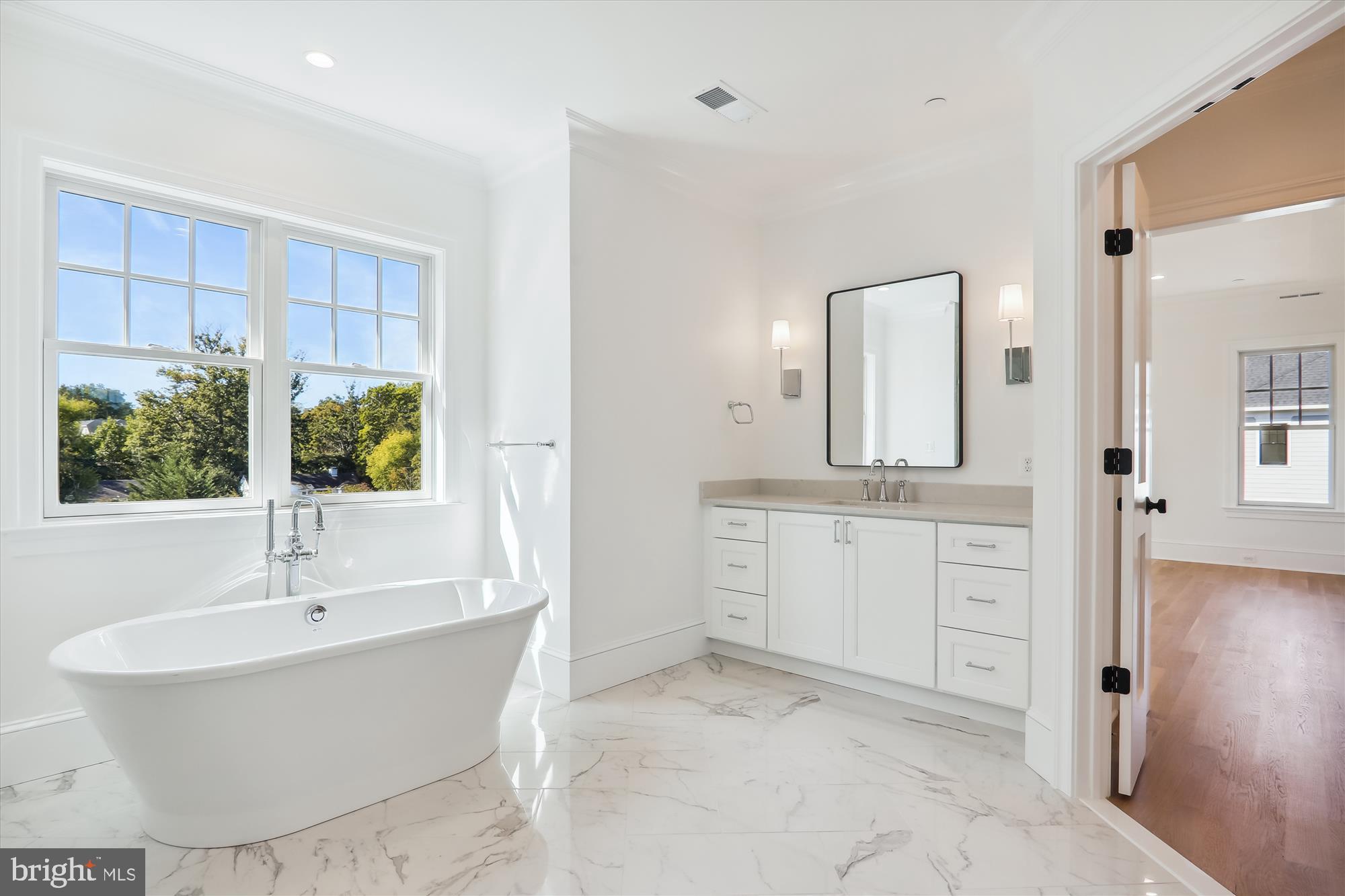 CHEVY CHASE MANOR - Residential