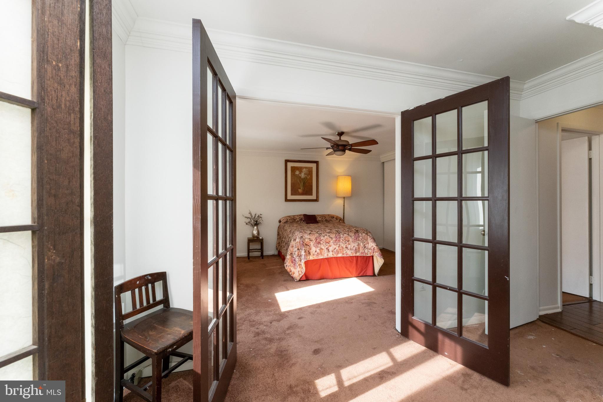 WATERS EDGE - Residential