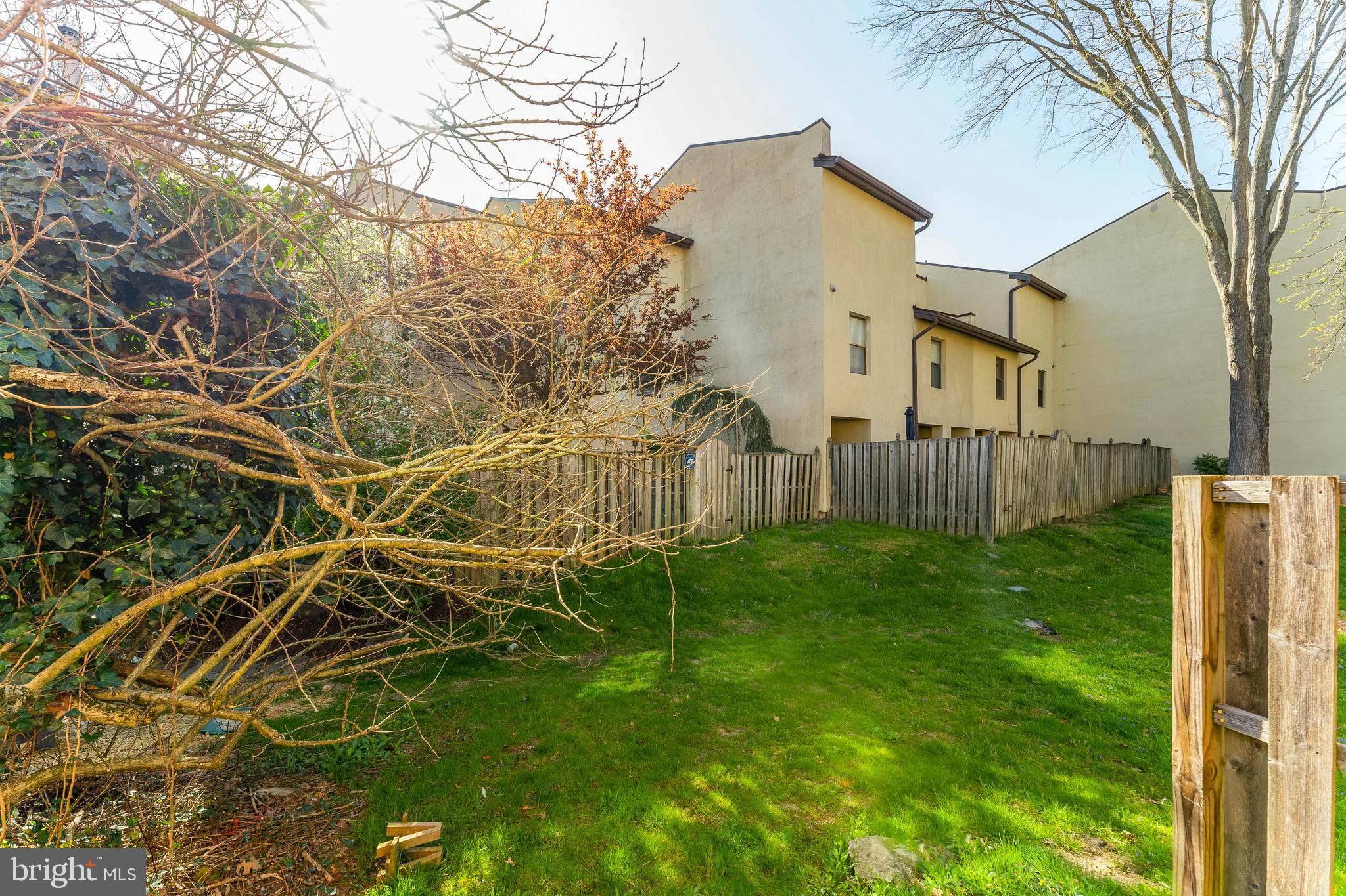 WATERS EDGE - Residential