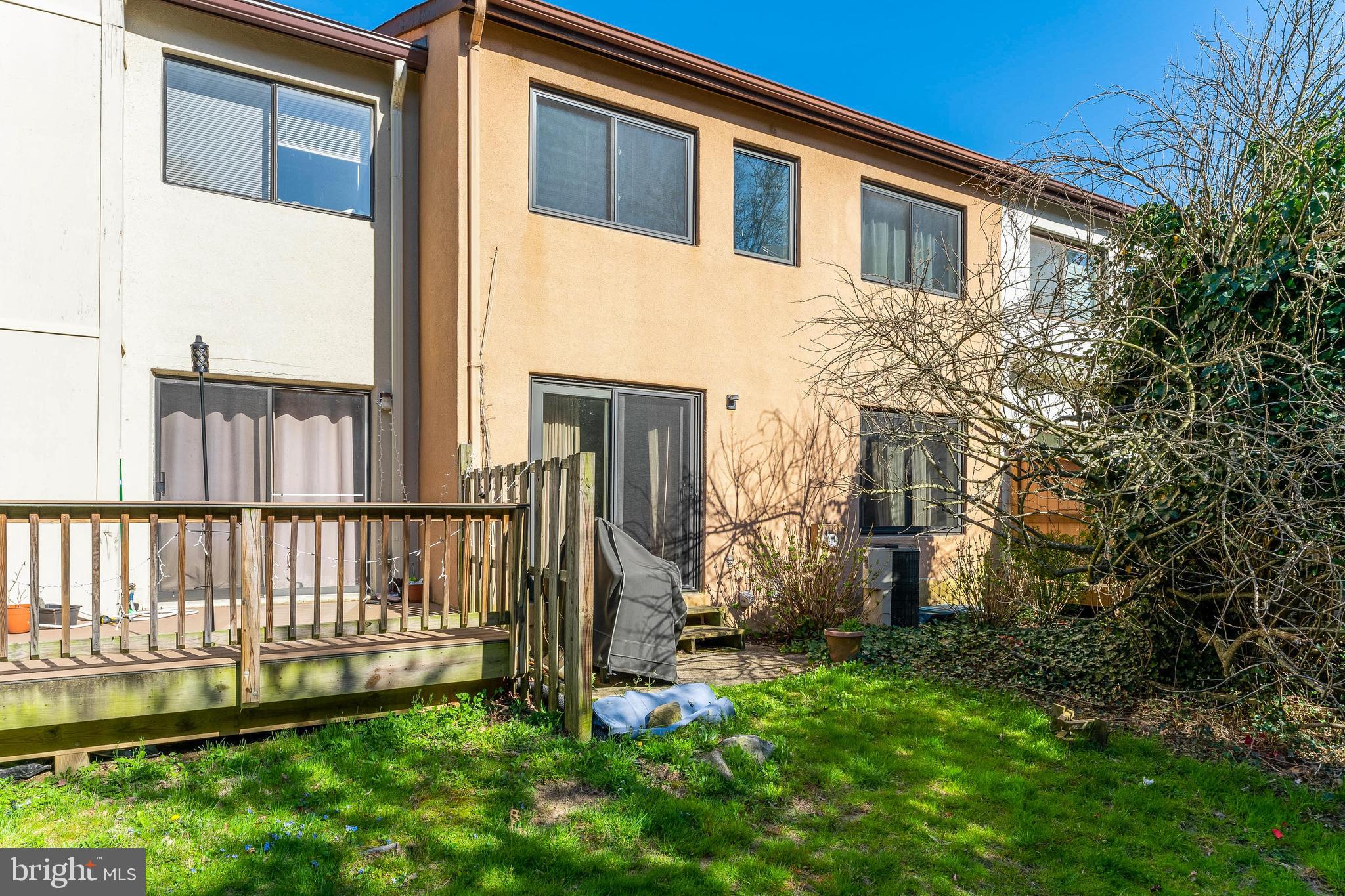 WATERS EDGE - Residential