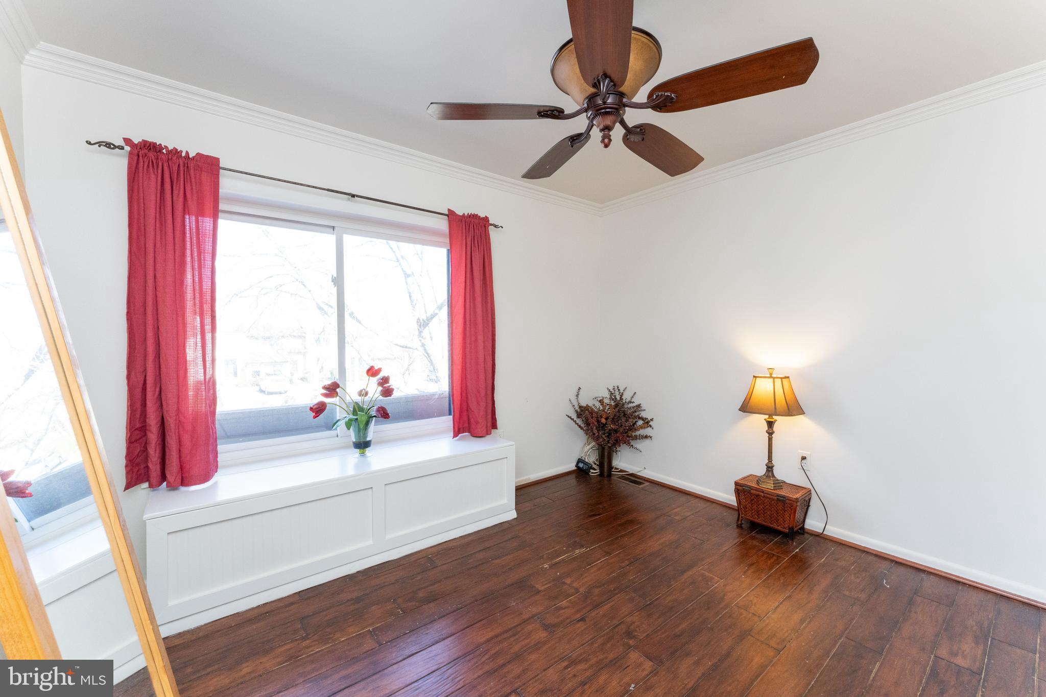 WATERS EDGE - Residential