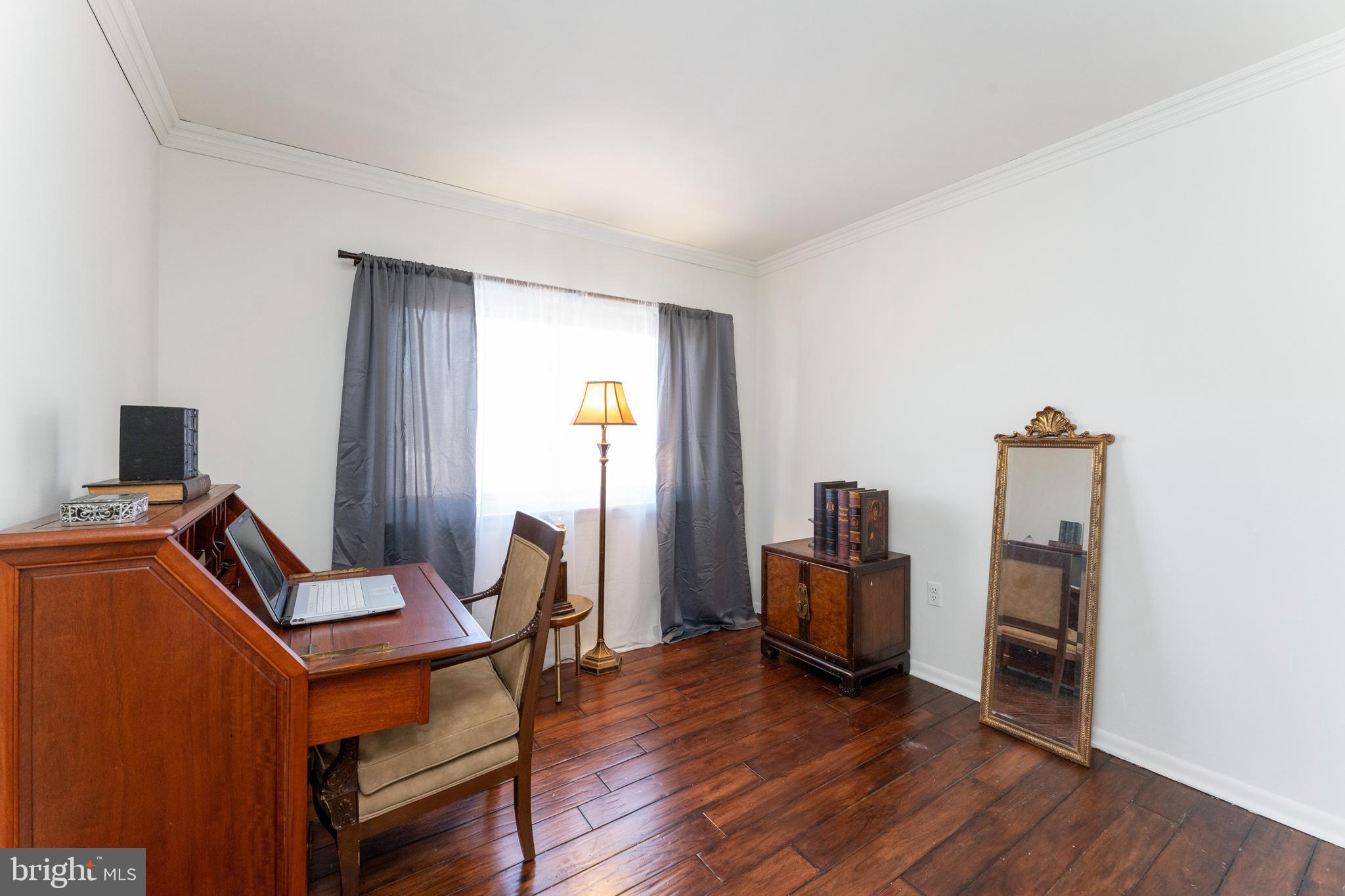 WATERS EDGE - Residential