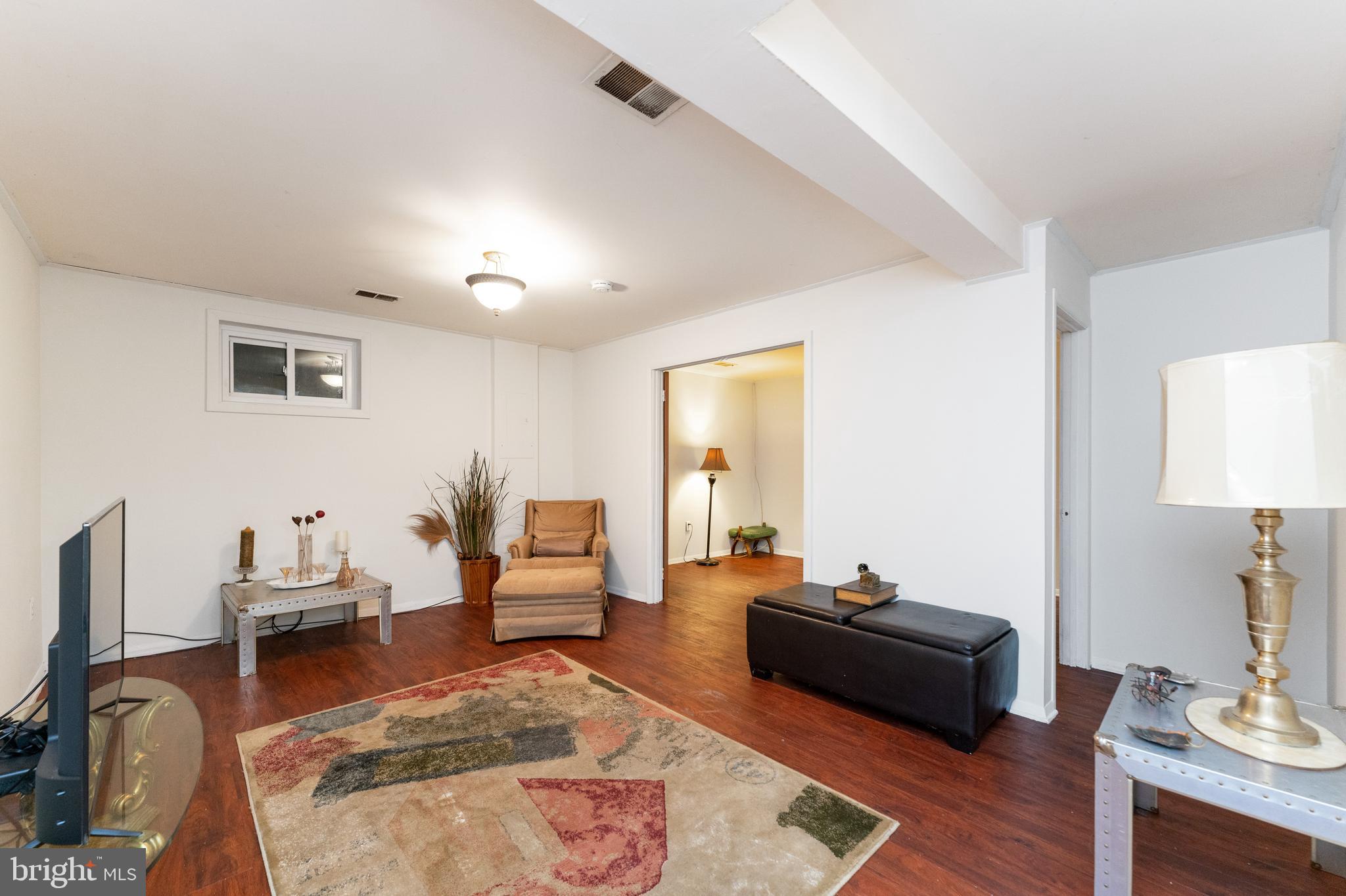 WATERS EDGE - Residential