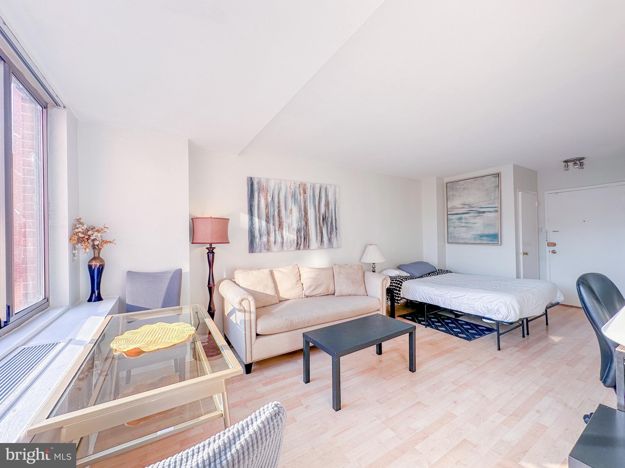 RIVER PLACE WEST - Residential Lease