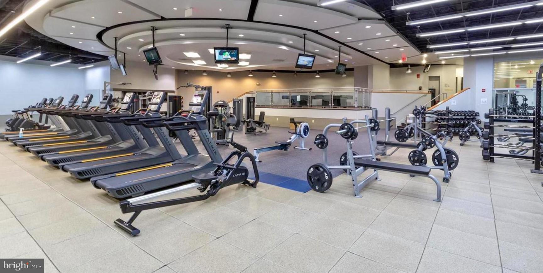 RIVER PLACE WEST - Residential Lease