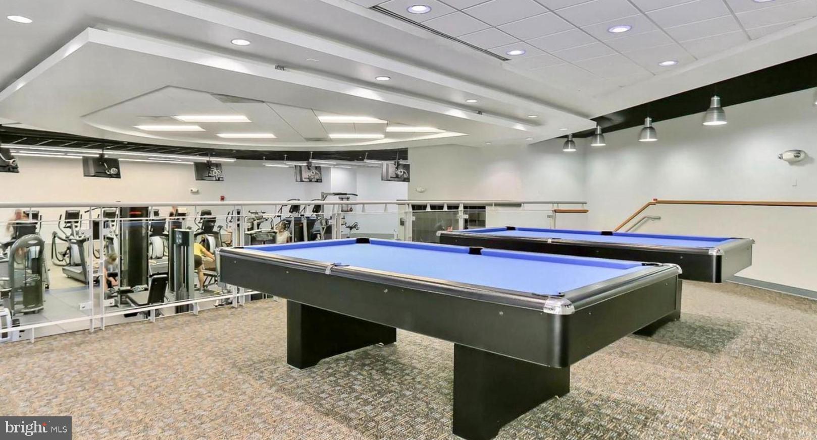 RIVER PLACE WEST - Residential Lease