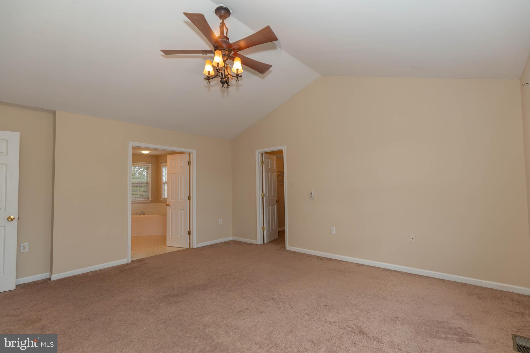 LOCUST HILL - Residential Lease