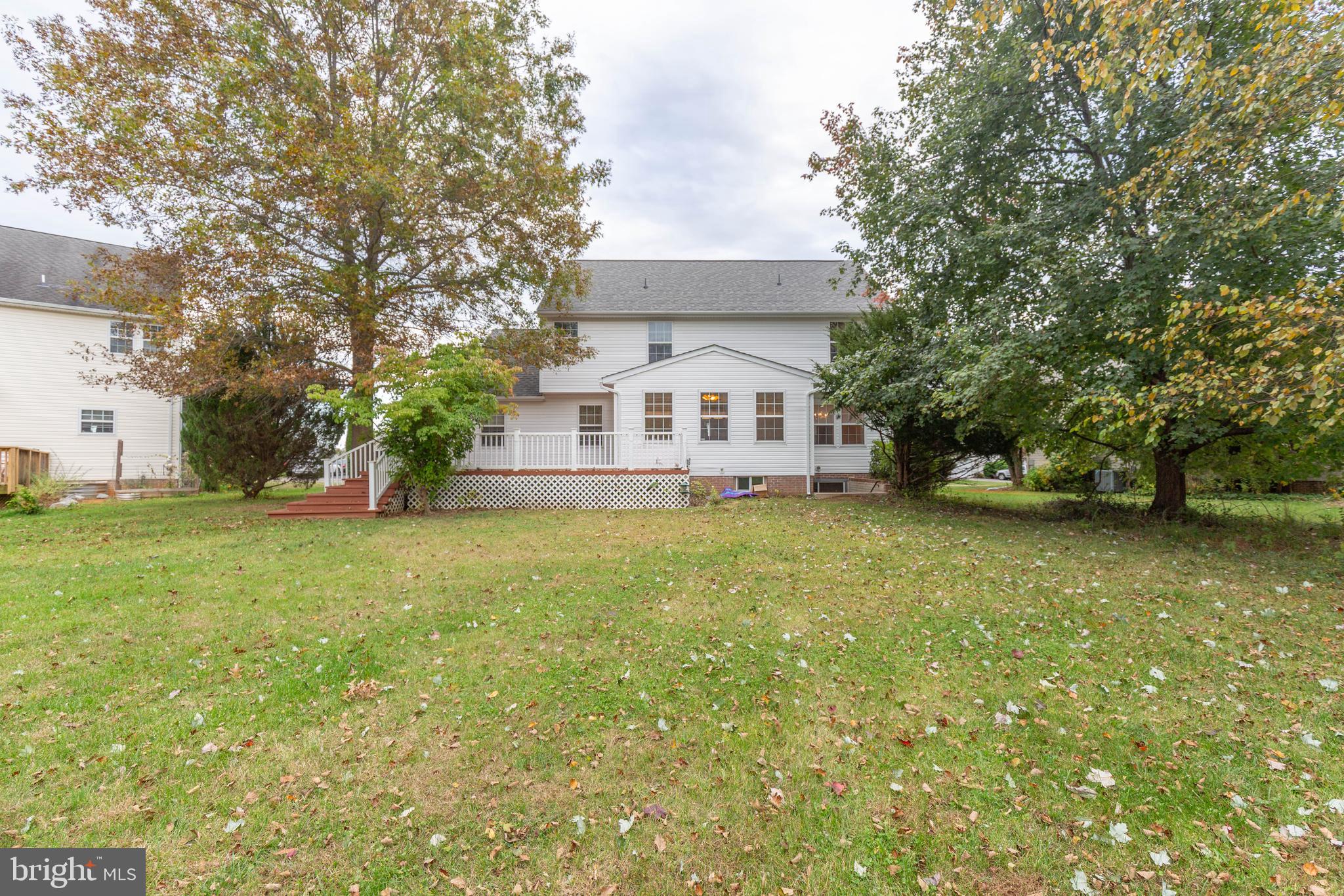 LOCUST HILL - Residential Lease