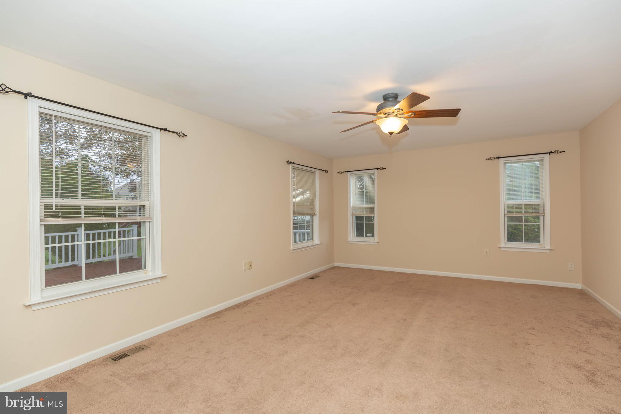 LOCUST HILL - Residential Lease