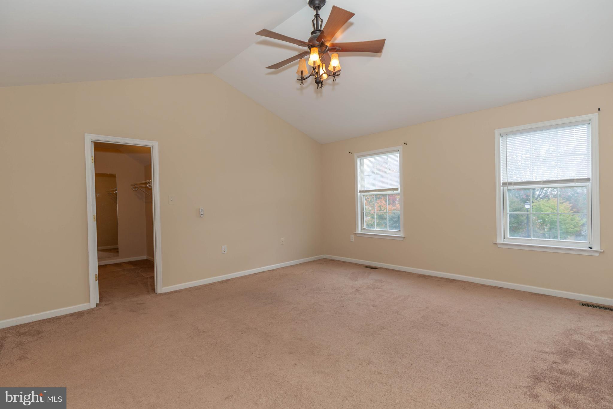 LOCUST HILL - Residential Lease