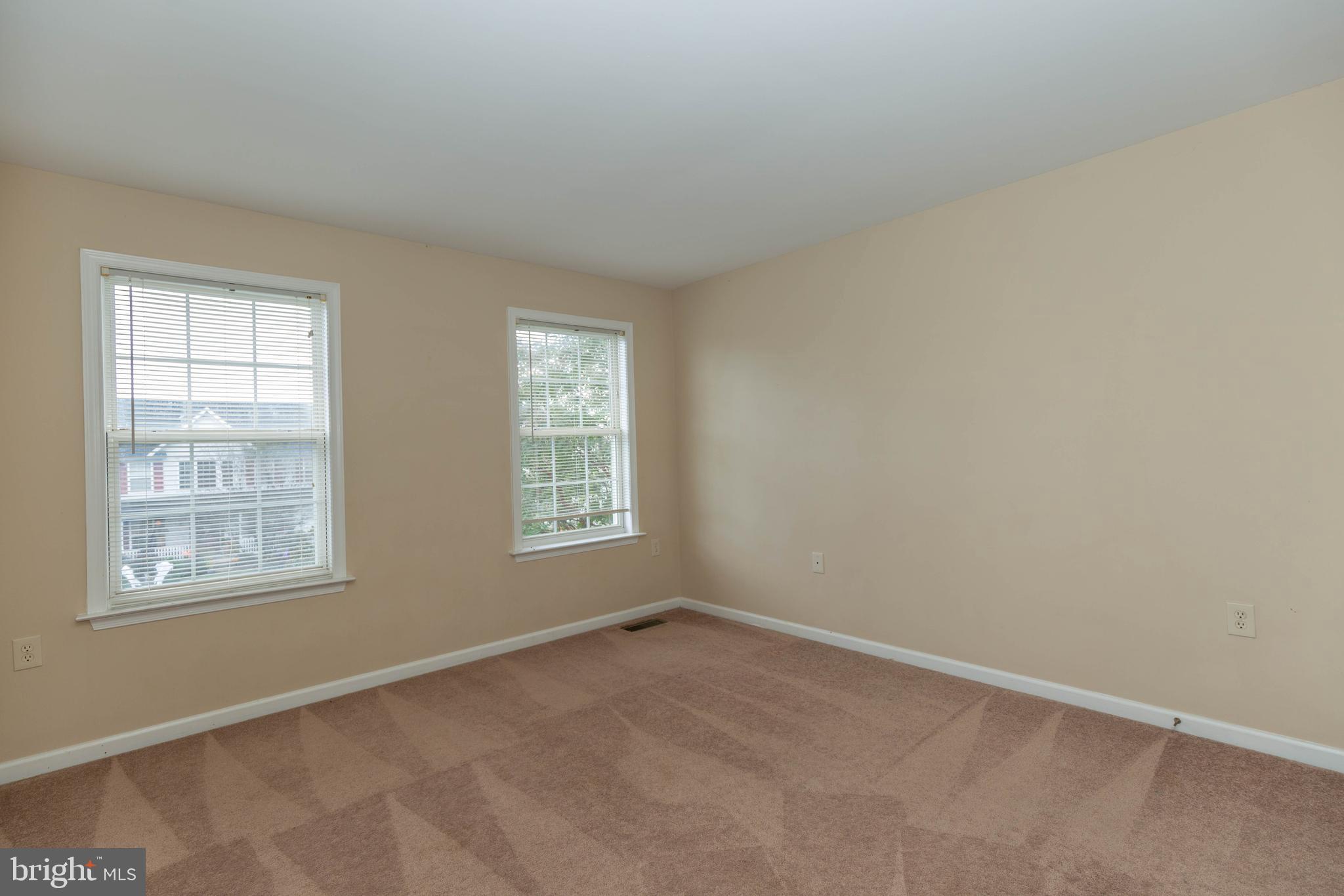 LOCUST HILL - Residential Lease