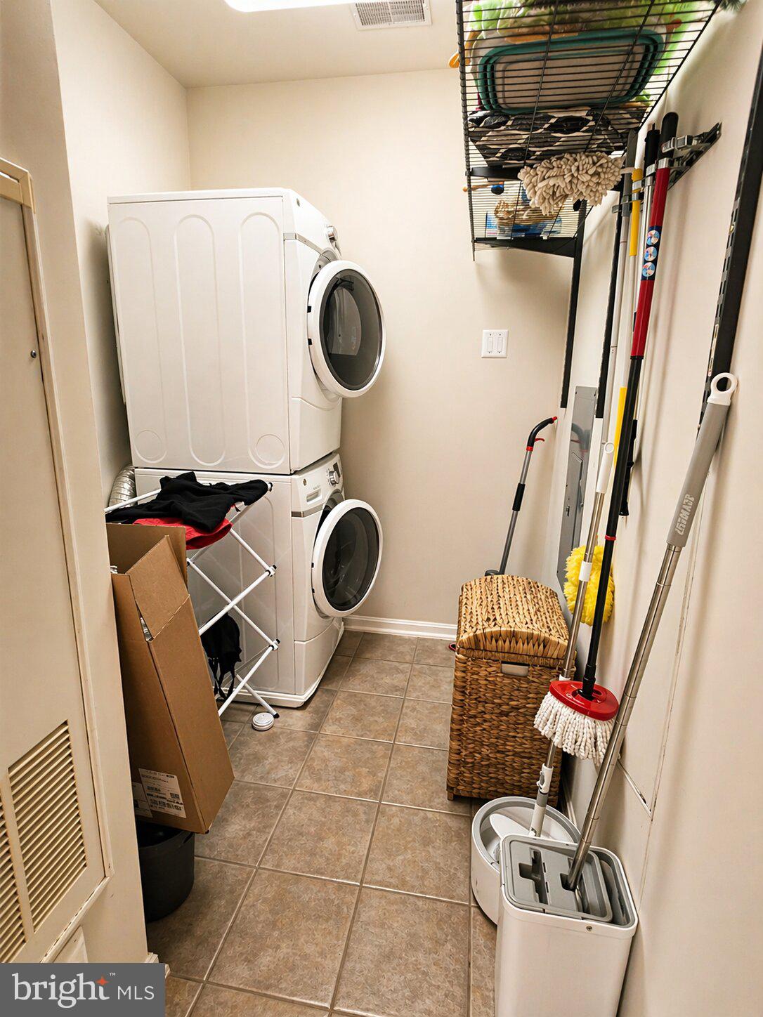 FOREST VIEW - Residential