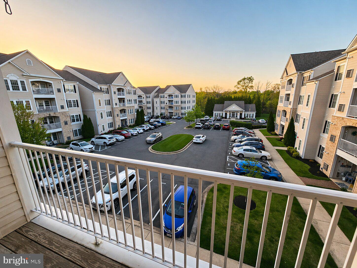 FOREST VIEW - Residential
