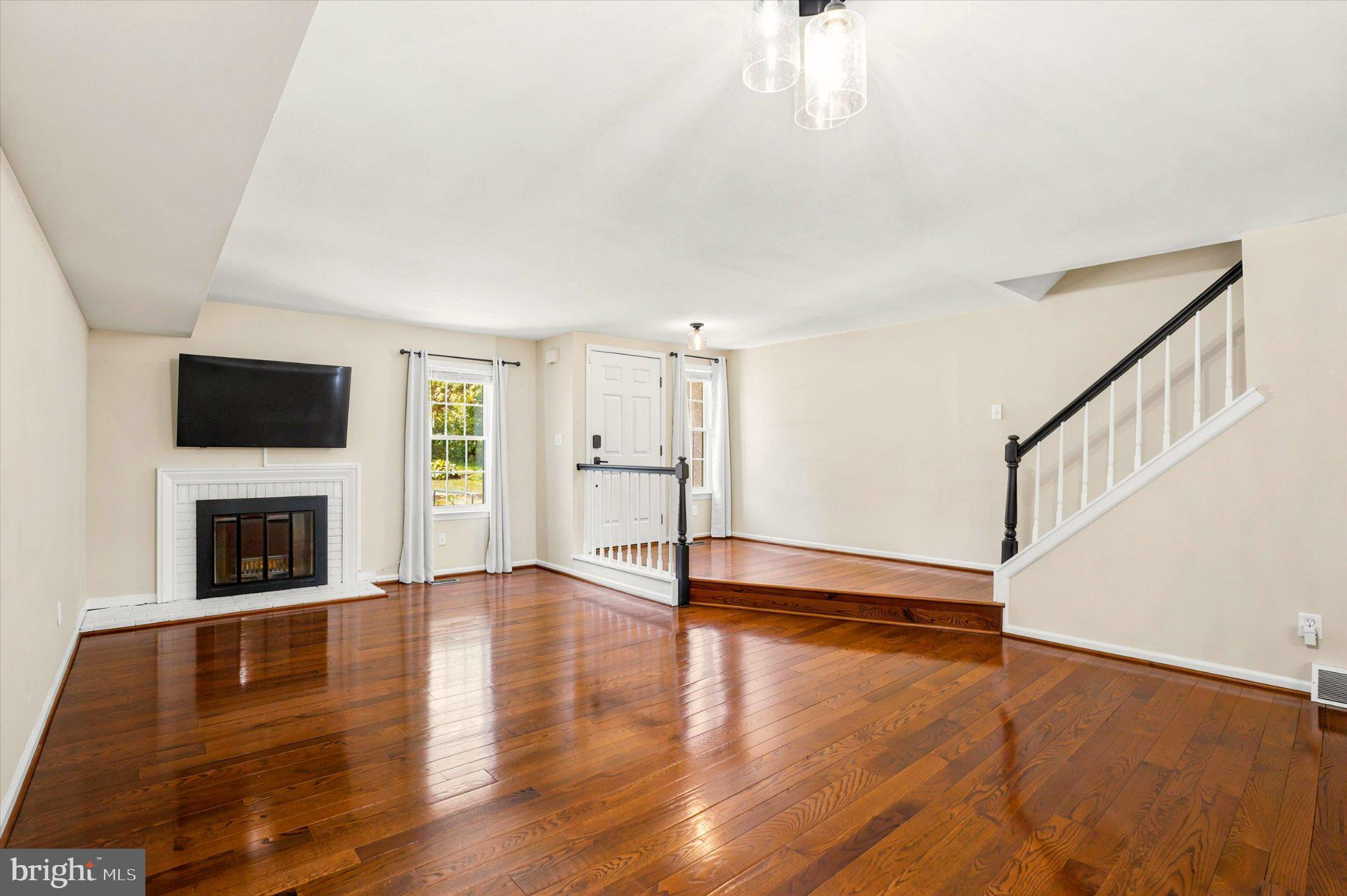 706 ANDOVER COURT