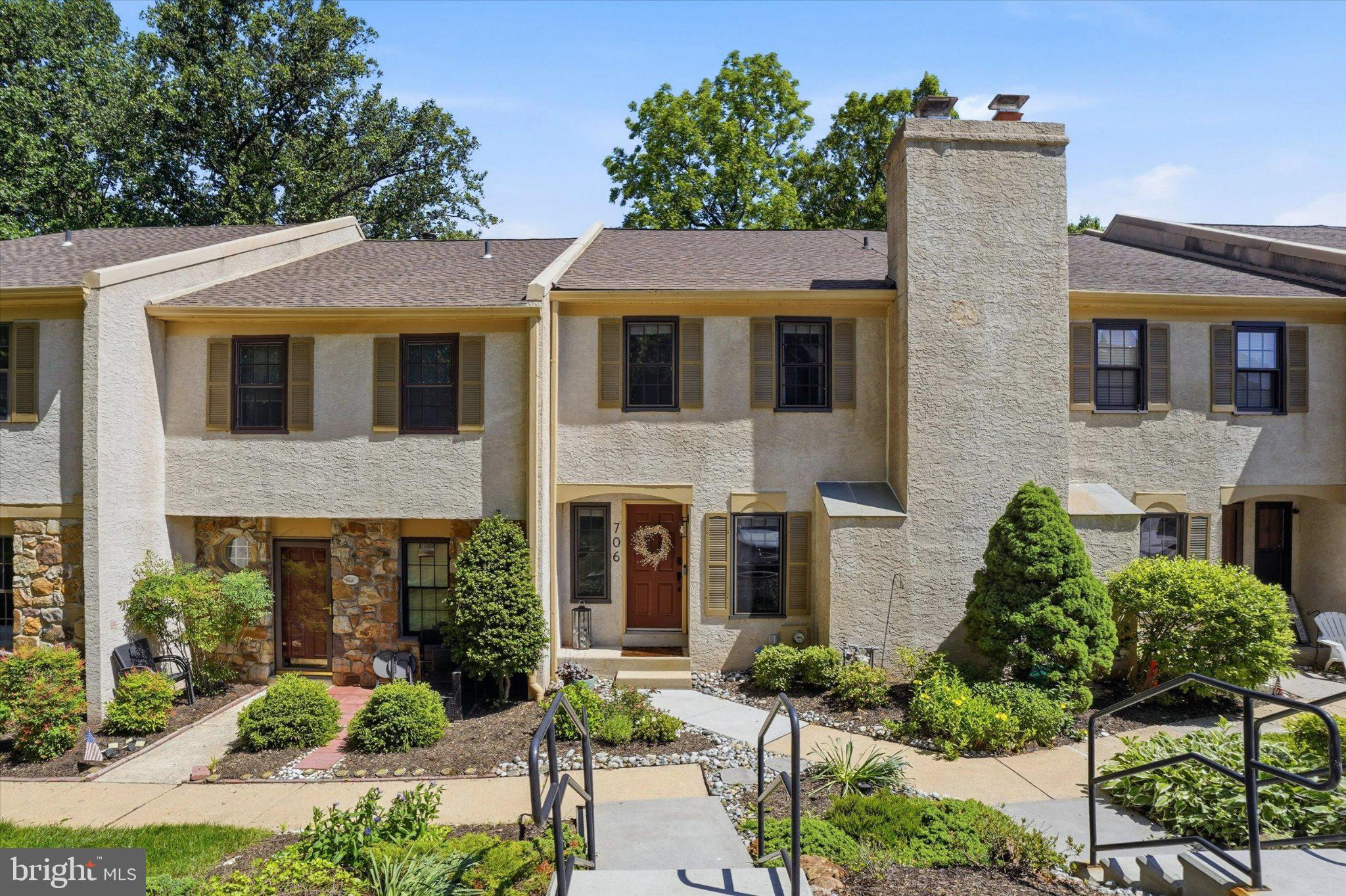 706 ANDOVER COURT