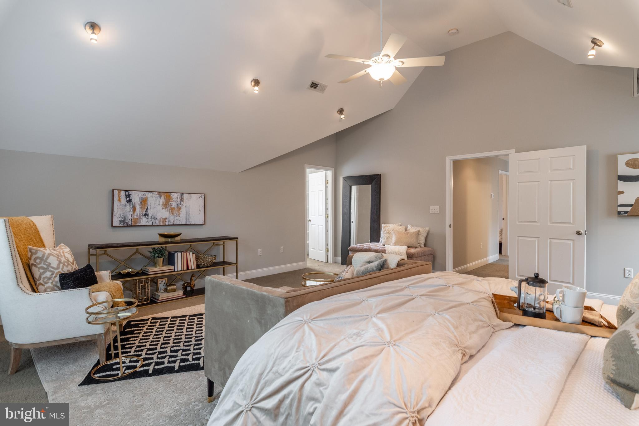 DEL RAY - Residential