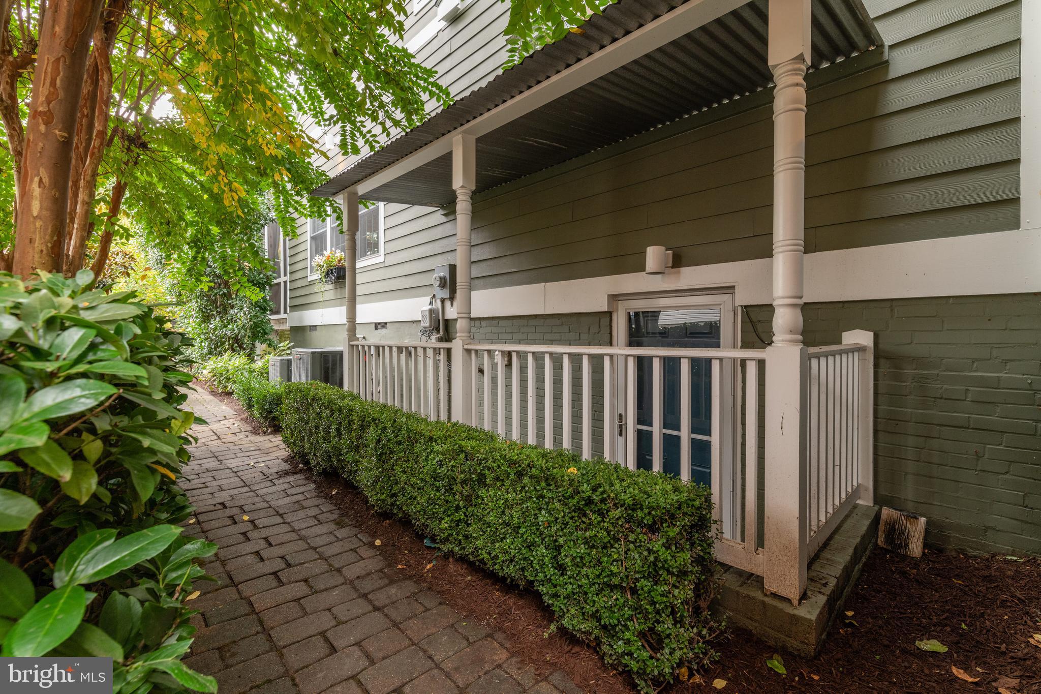 DEL RAY - Residential