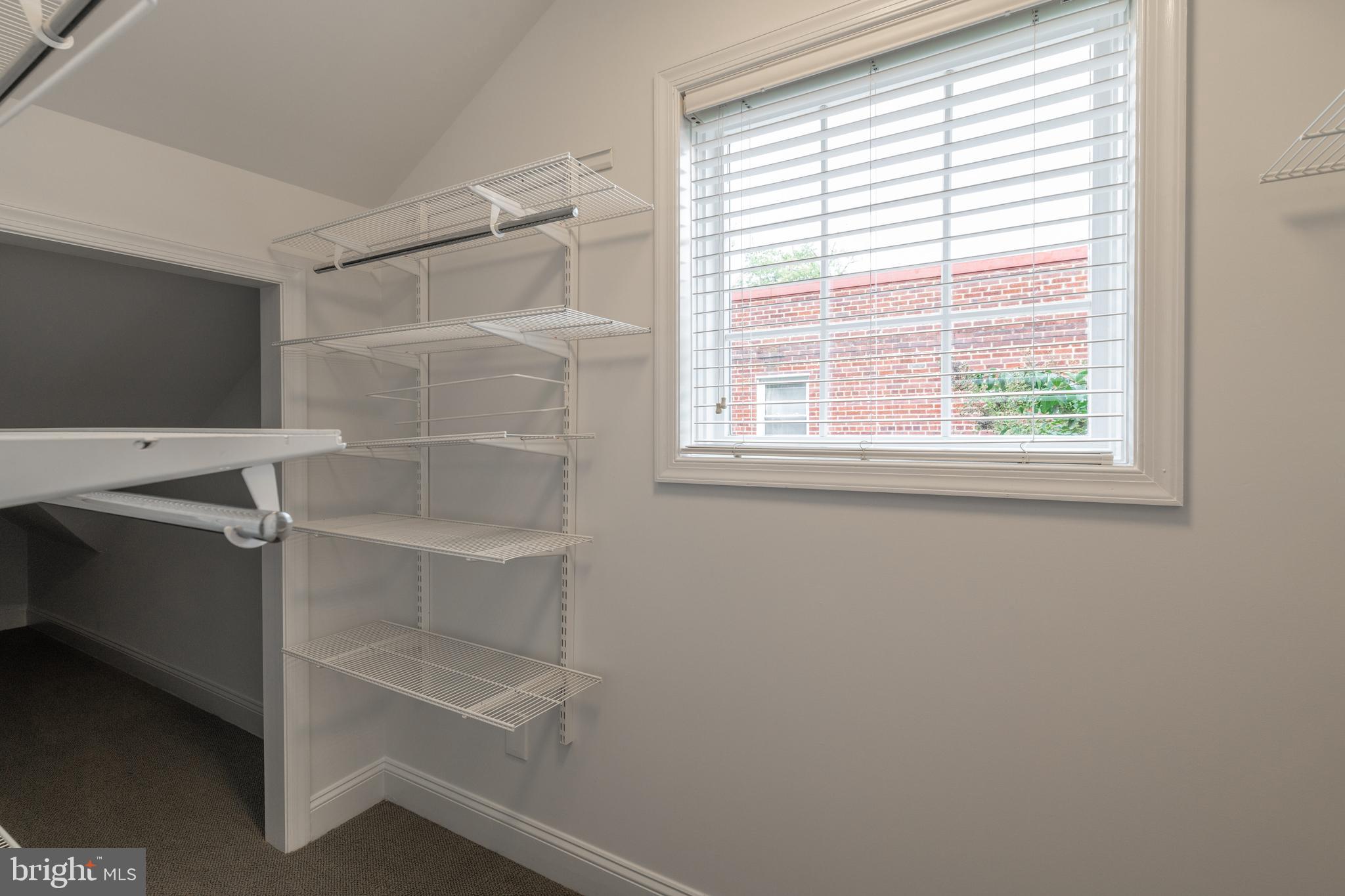 DEL RAY - Residential