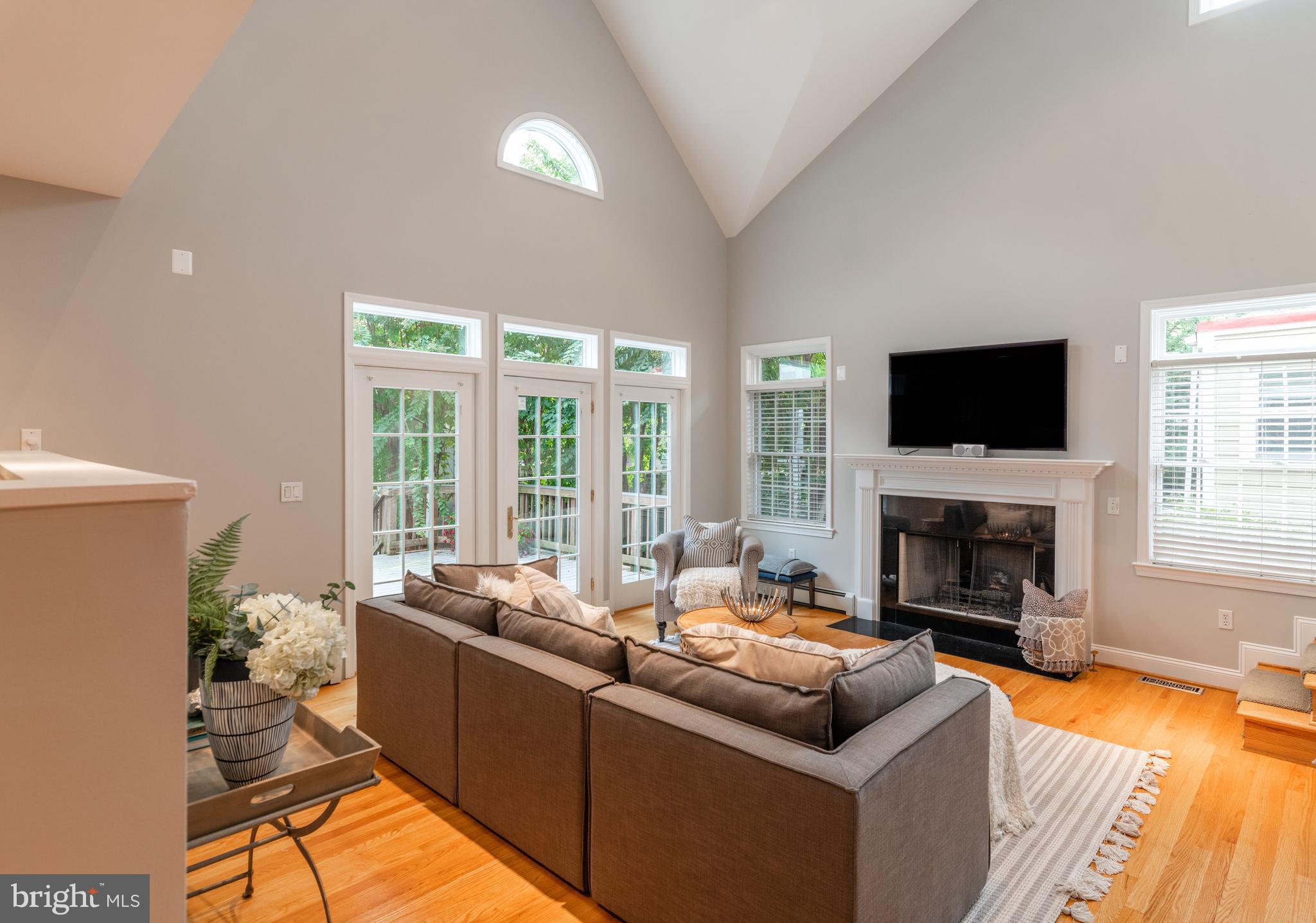 DEL RAY - Residential