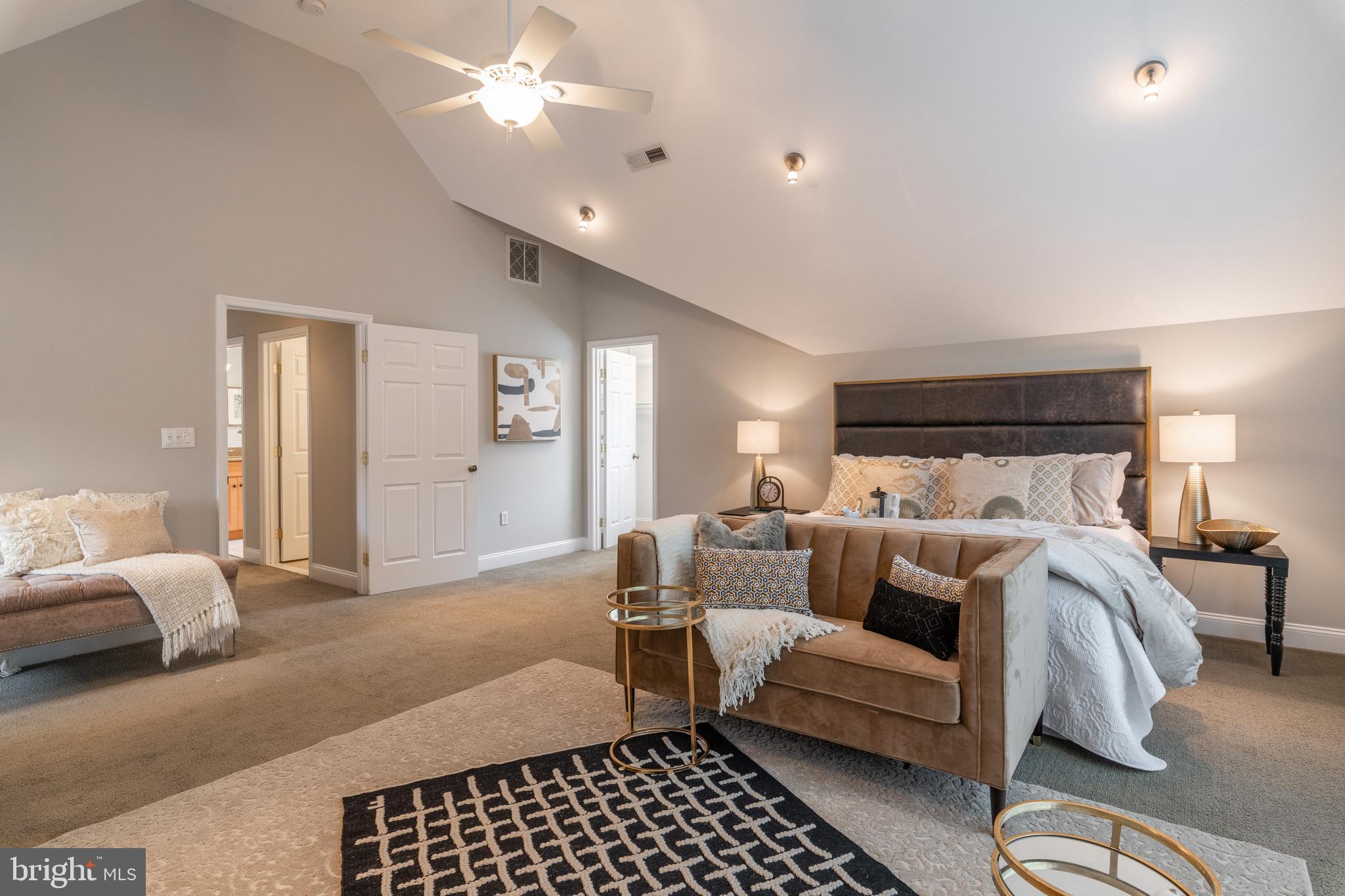 DEL RAY - Residential