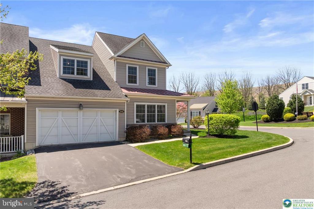 5543 BRIAR LANE