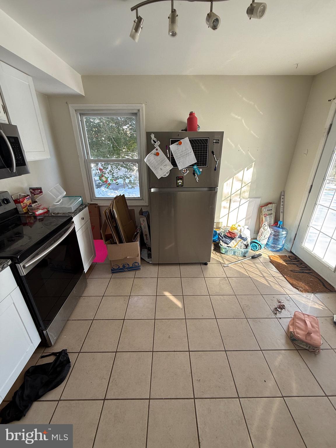 NORTH HILLS - Residential