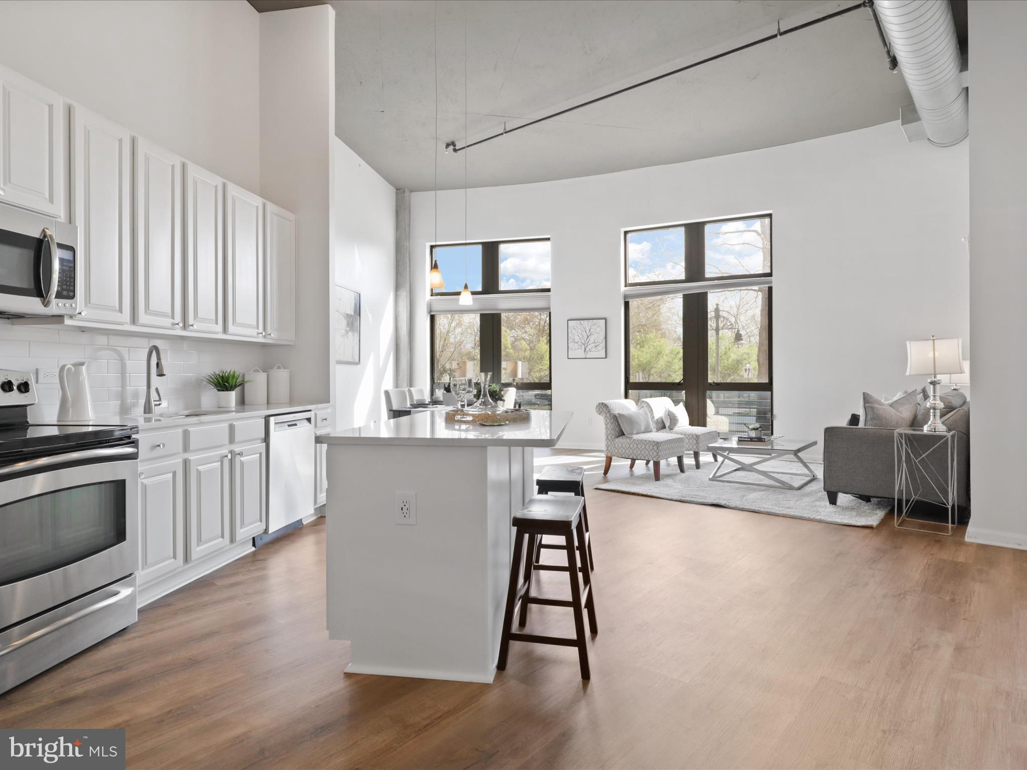 SHIRLINGTON VILLAGE - Residential