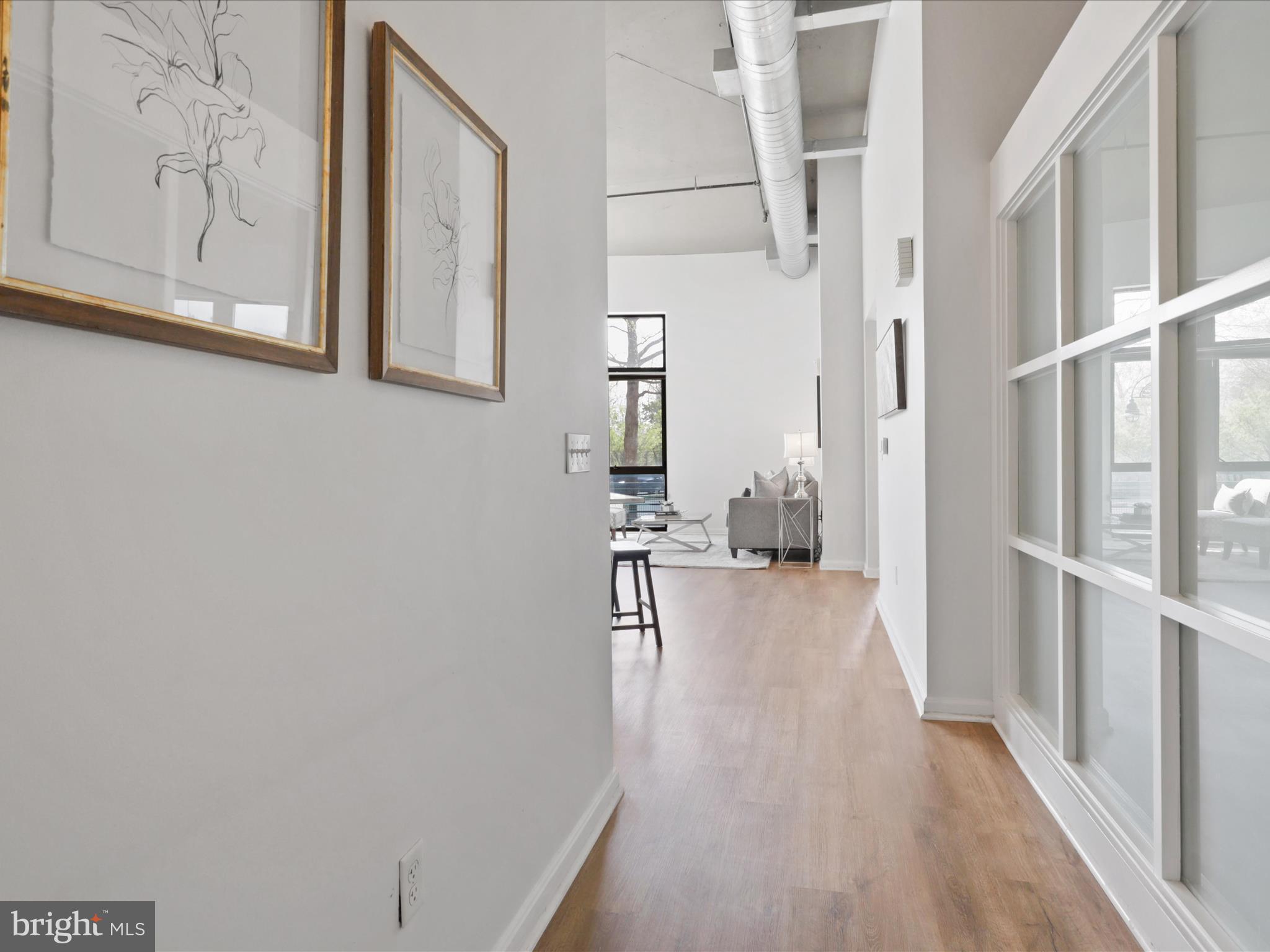 SHIRLINGTON VILLAGE - Residential