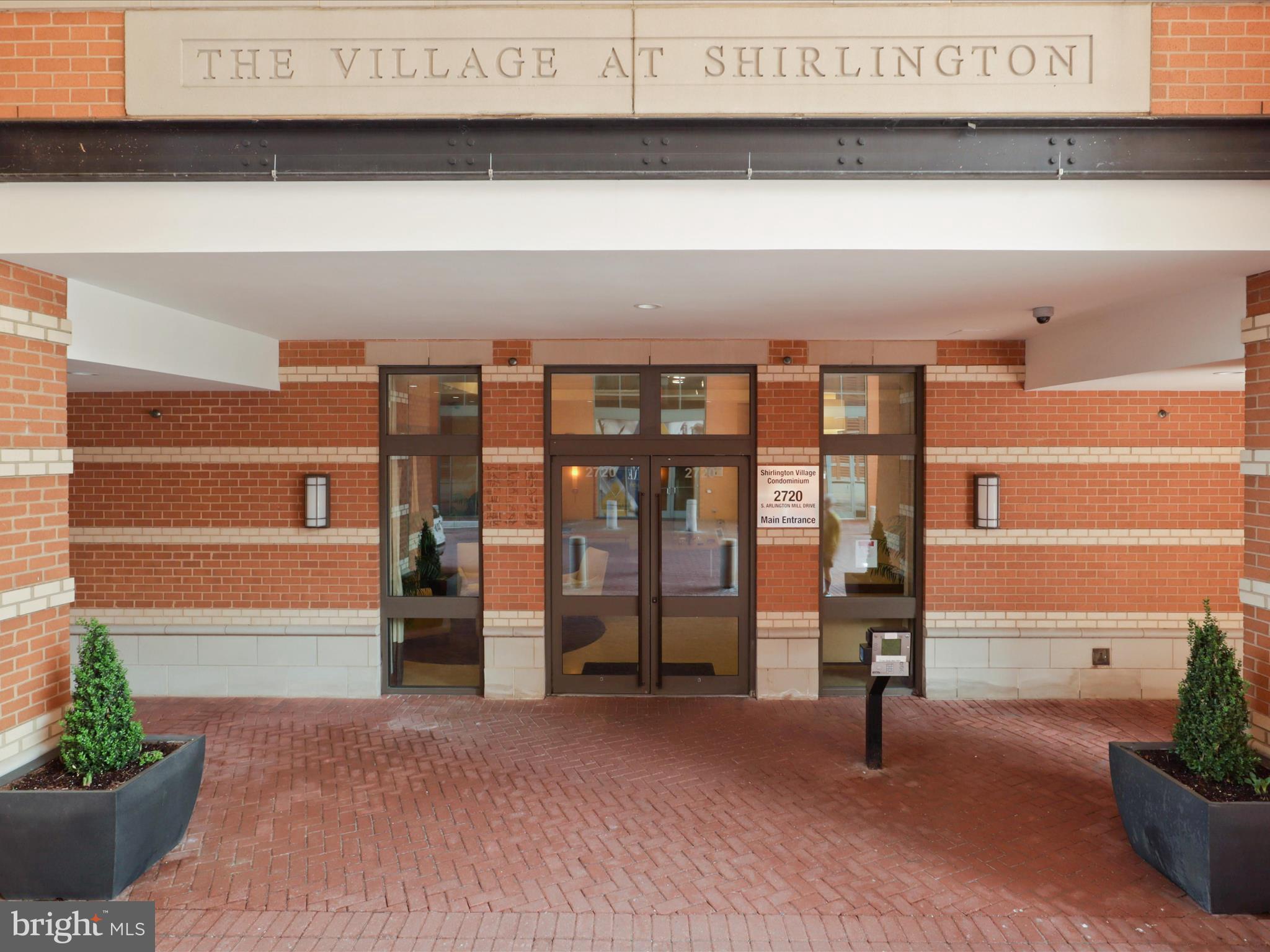 SHIRLINGTON VILLAGE - Residential