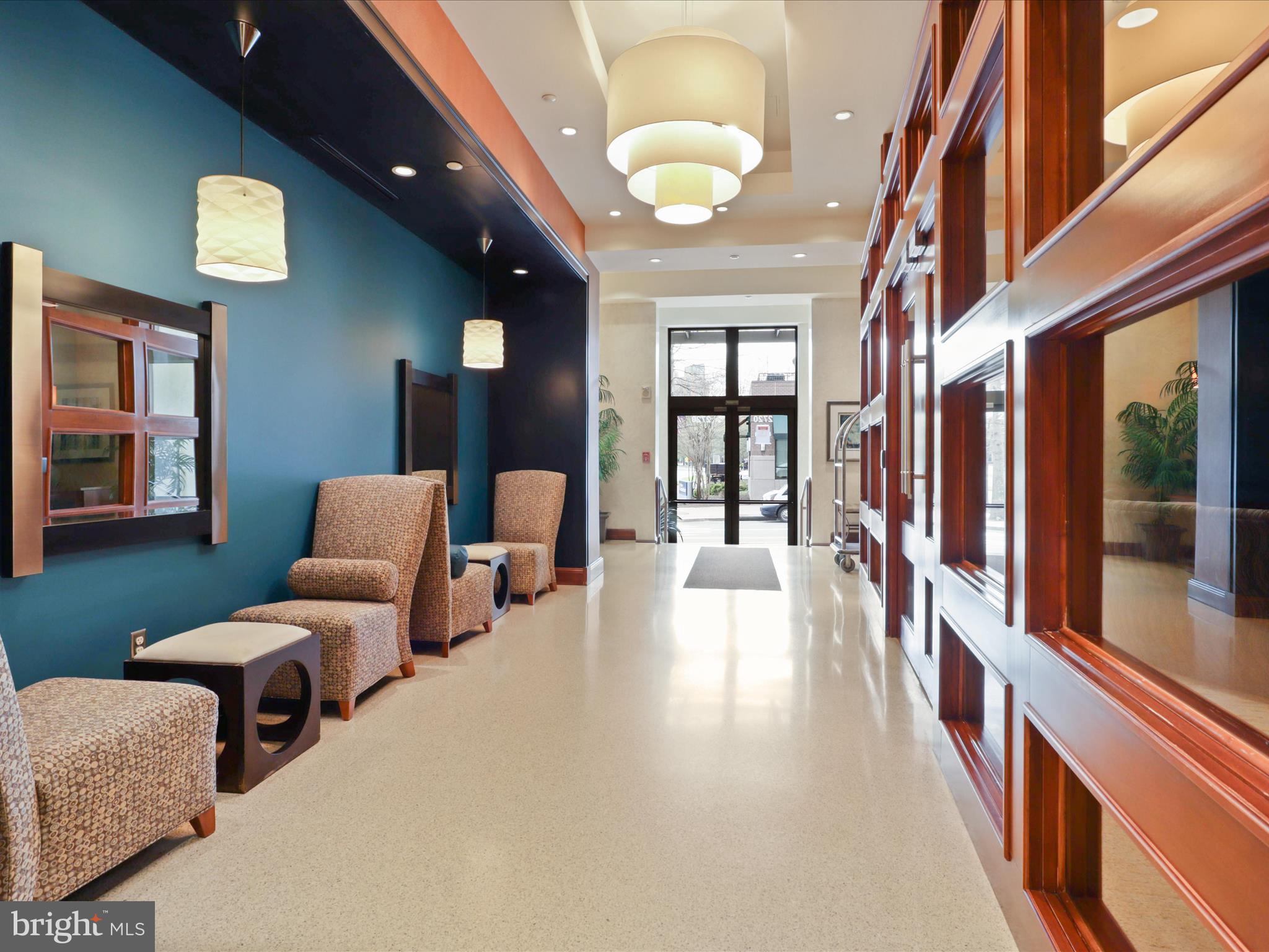 SHIRLINGTON VILLAGE - Residential